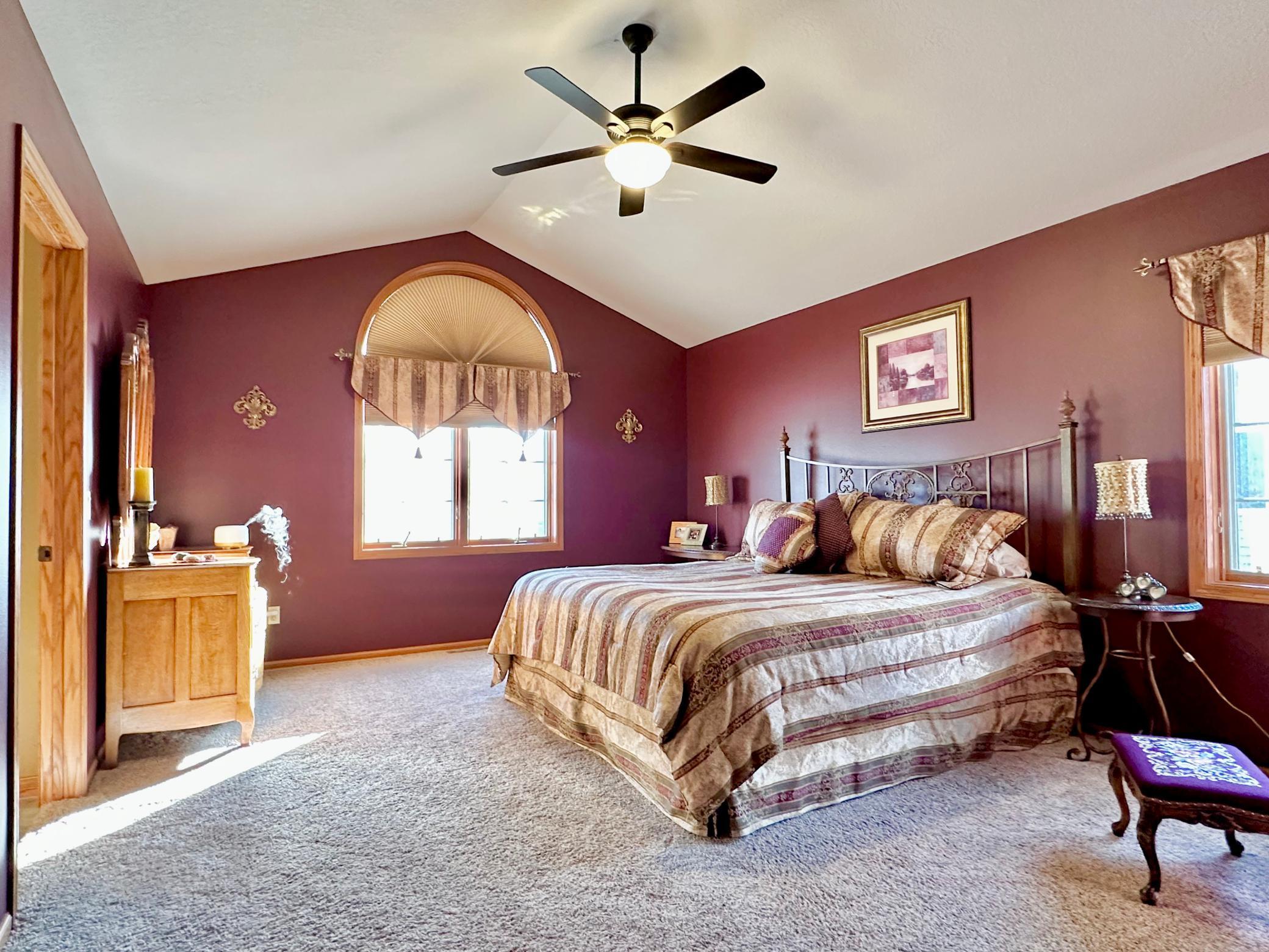 852 Sterling Avenue Property Photo 32