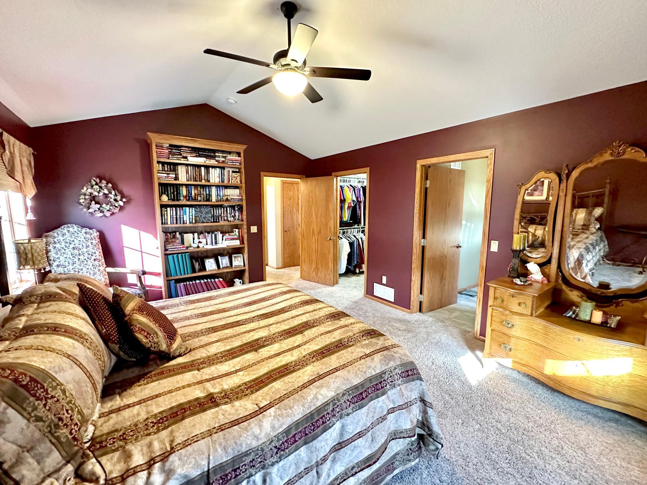 852 Sterling Avenue Property Photo 34