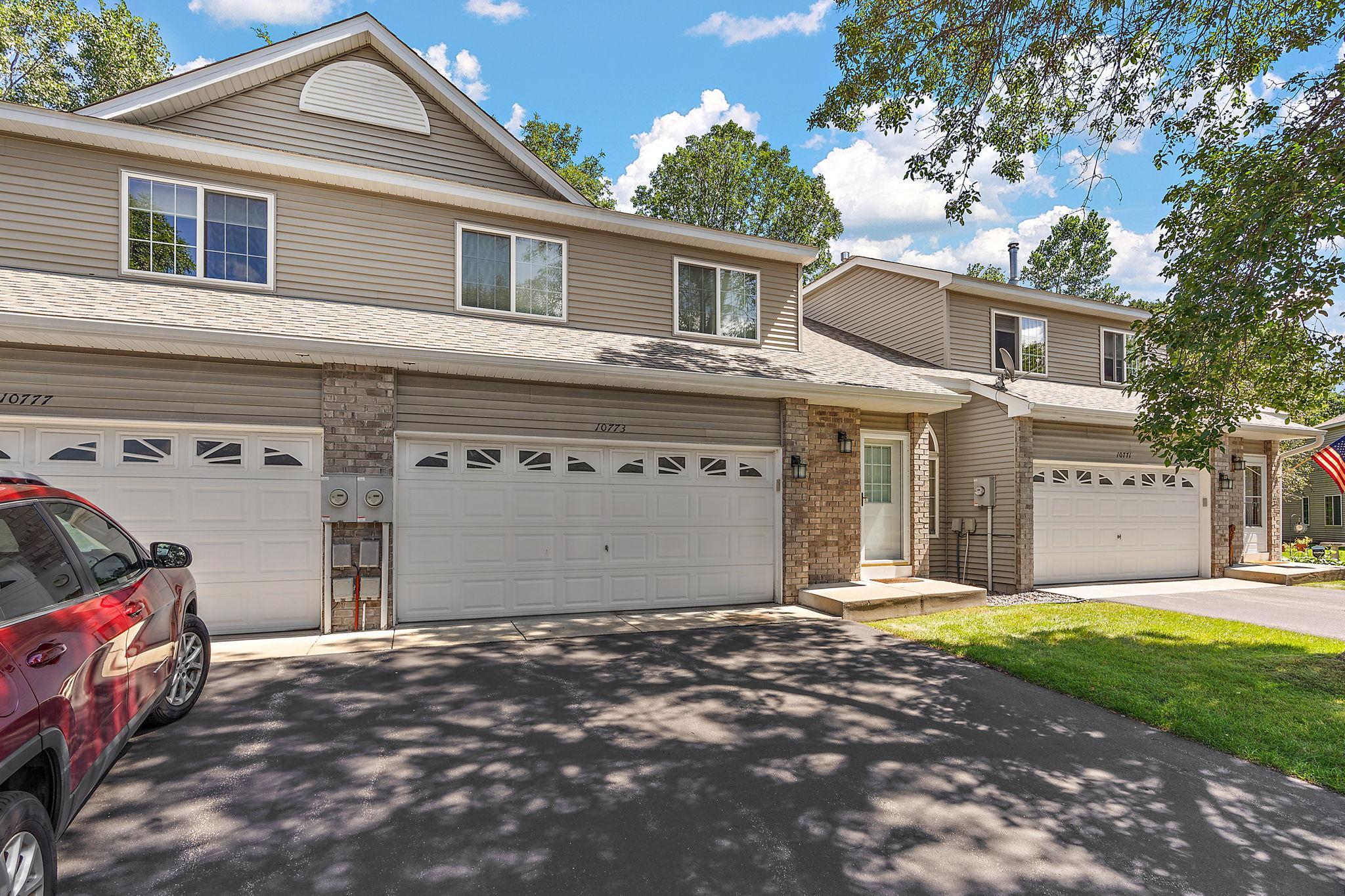 10773 Tamarack Circle Property Photo 2
