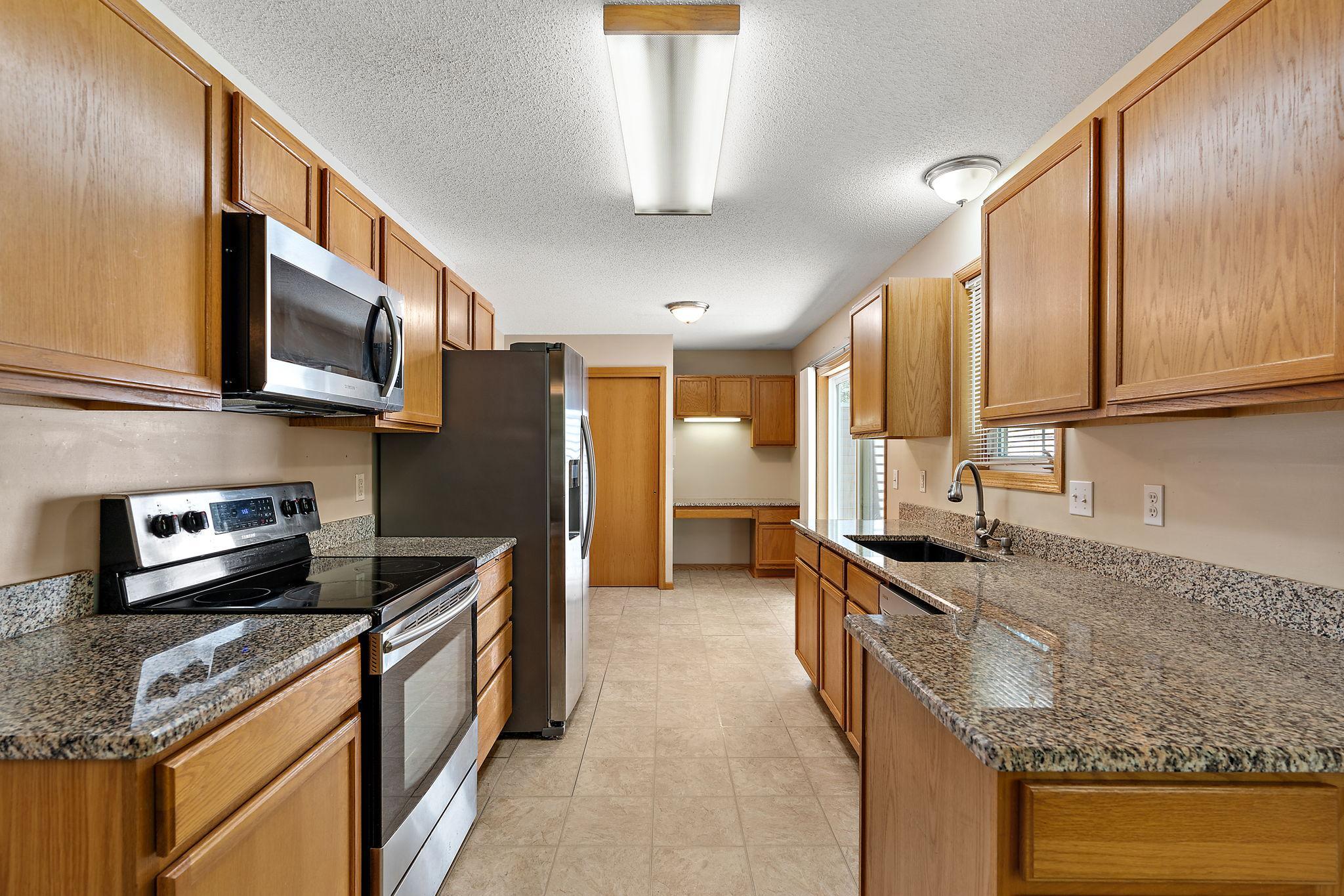 10773 Tamarack Circle Property Photo 9