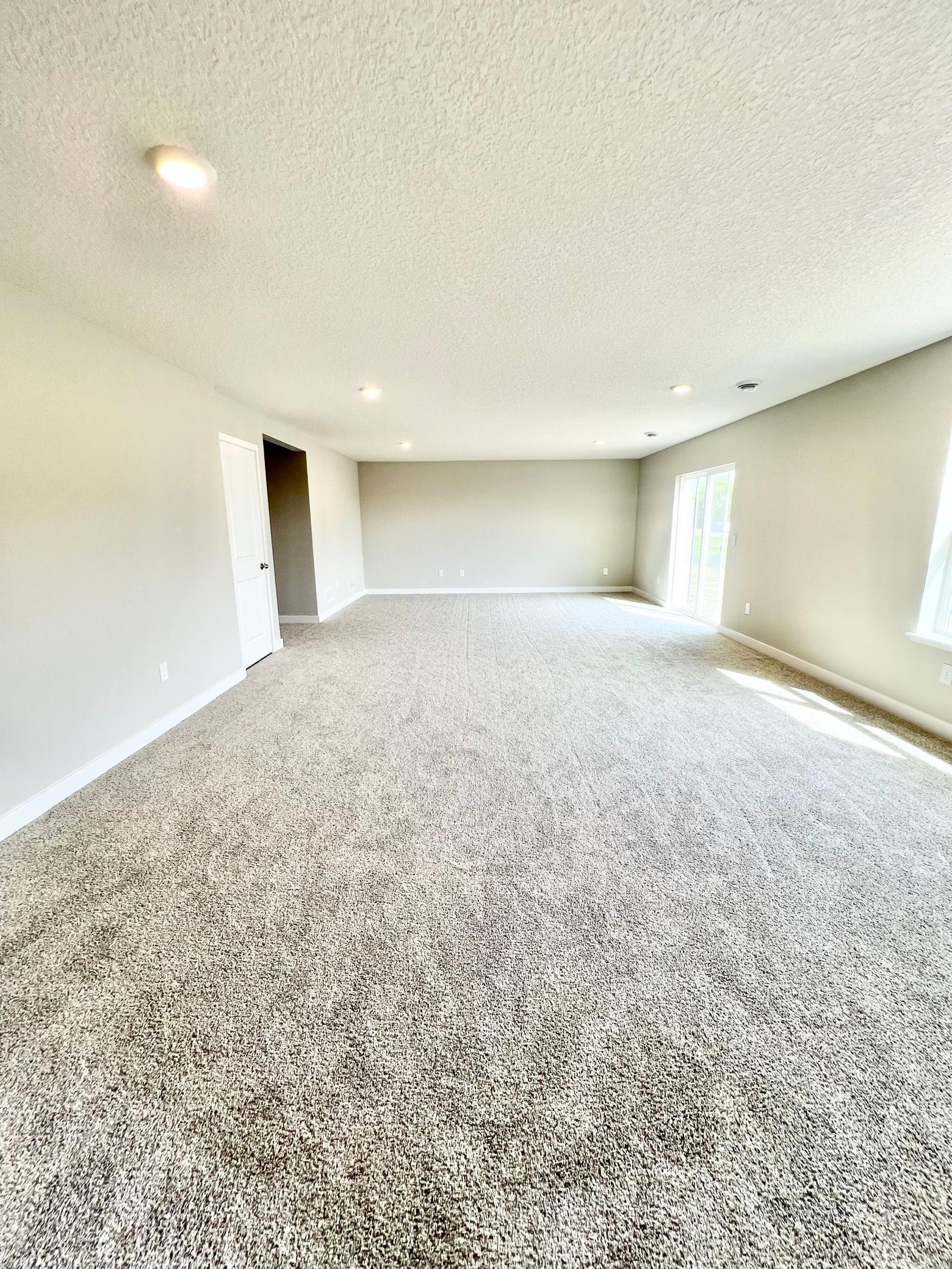 3146 Sunflower Way Property Photo 38