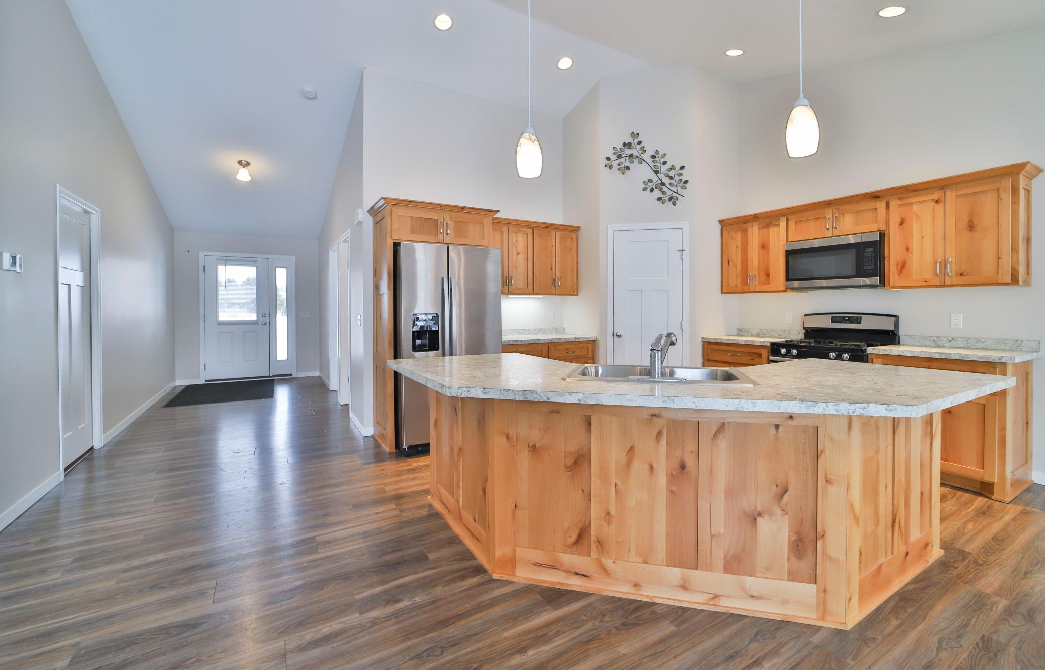 15123 Wild Avenue Property Photo 2