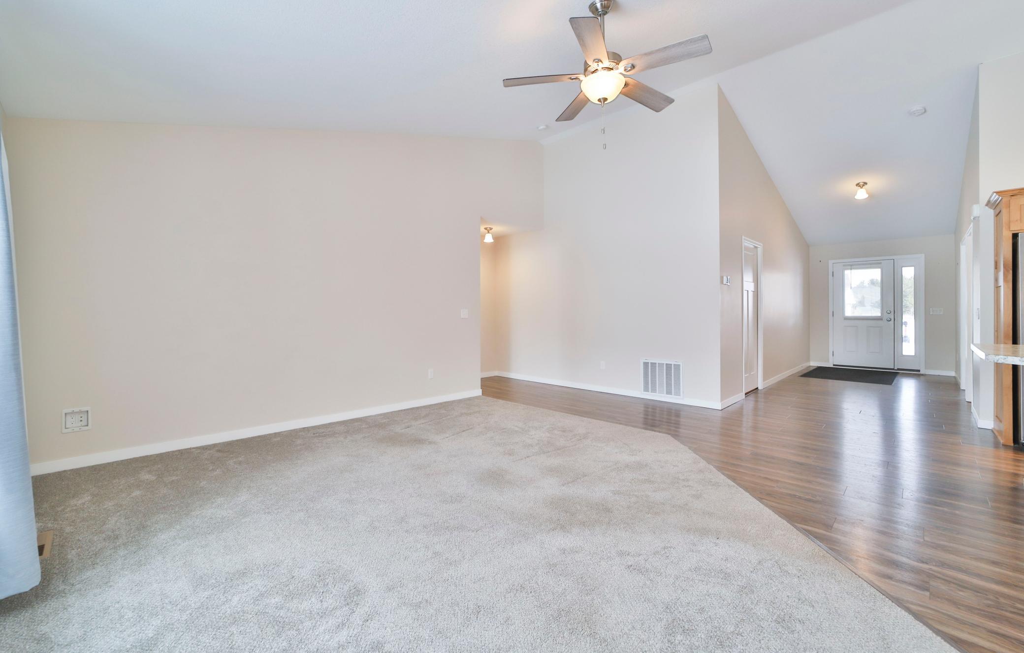 15123 Wild Avenue Property Photo 15