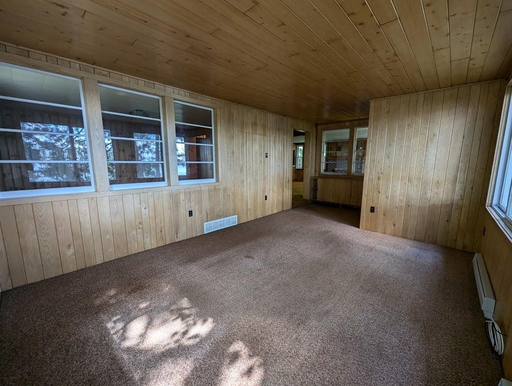 47156 165th Place Property Photo 3