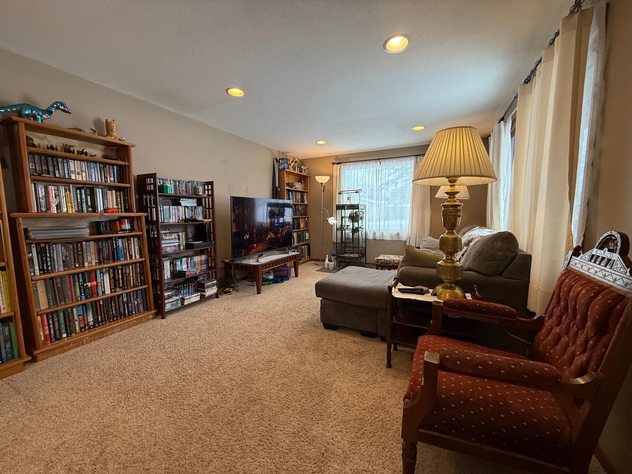 208 4th Street Property Photo 12