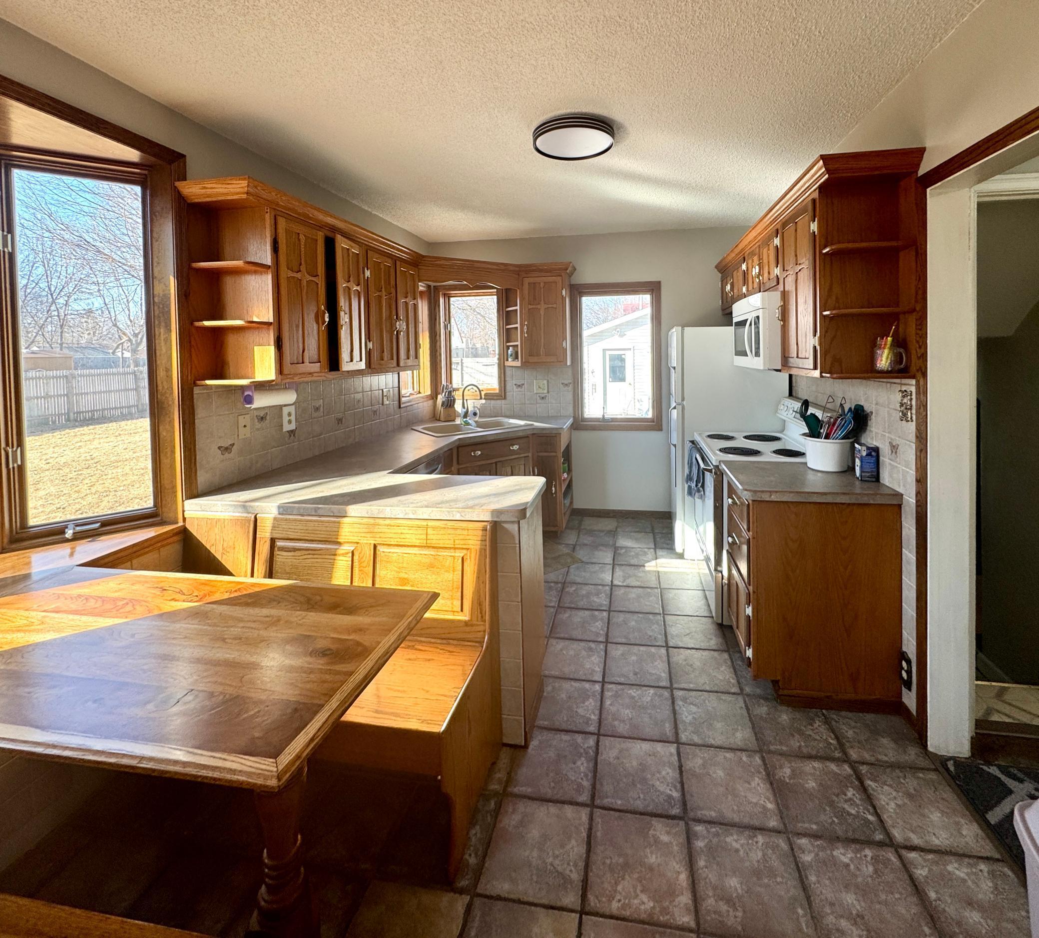 702 9th Street Property Photo 10