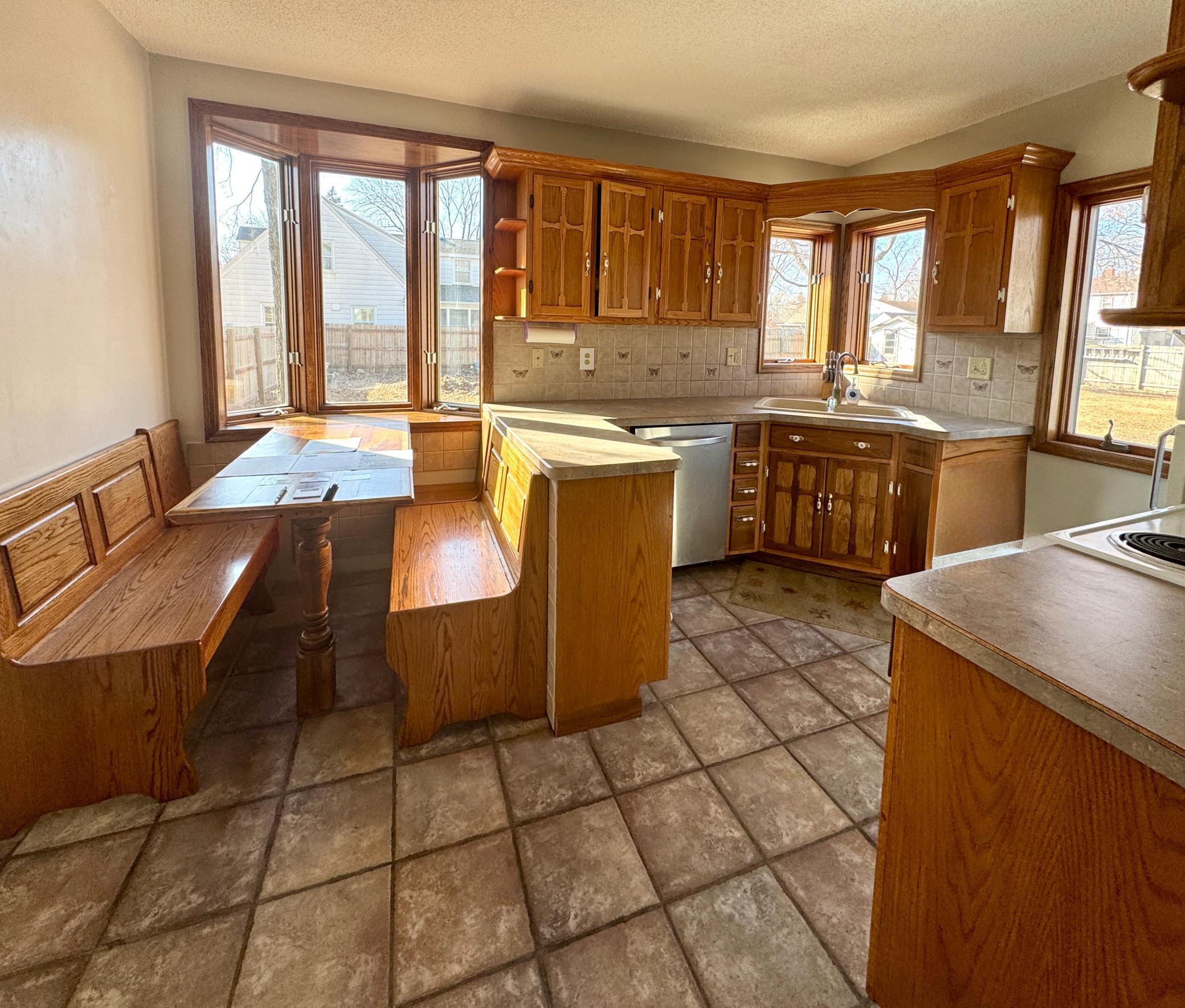 702 9th Street Property Photo 11