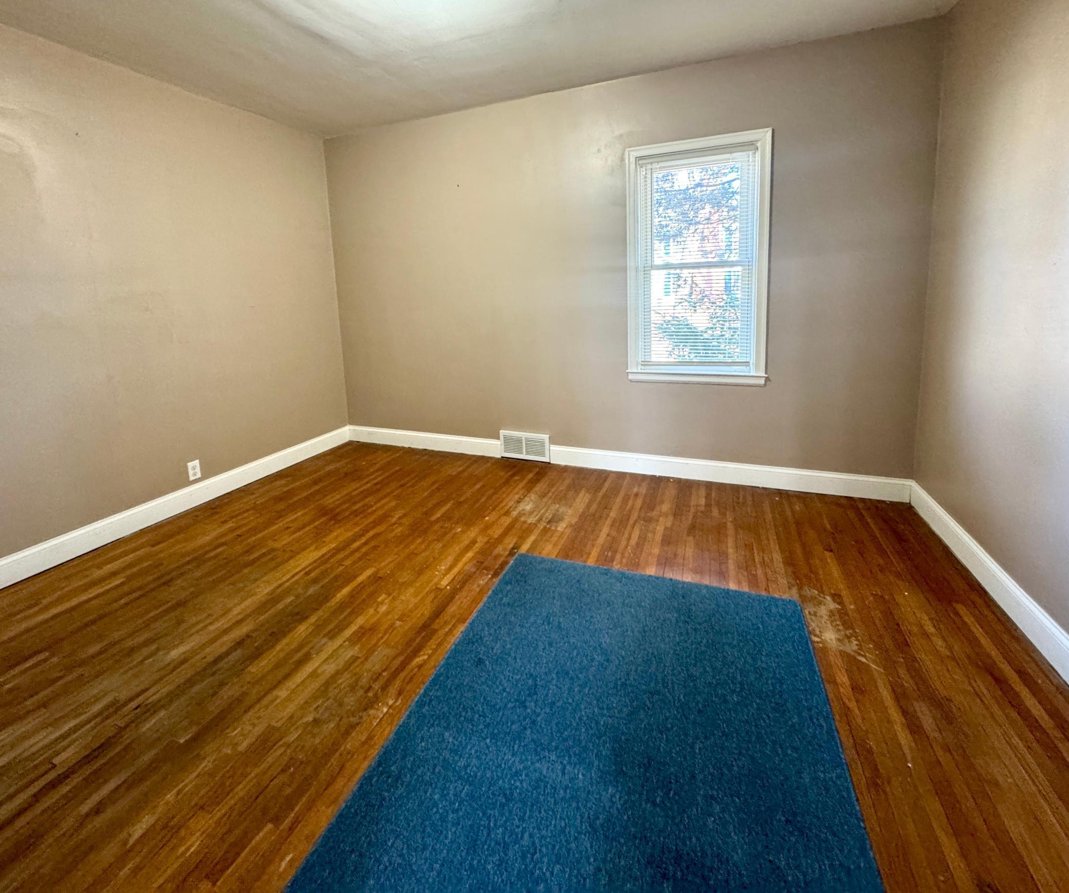 702 9th Street Property Photo 14