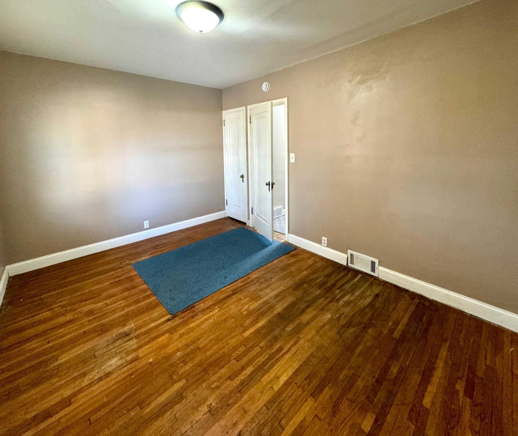 702 9th Street Property Photo 15