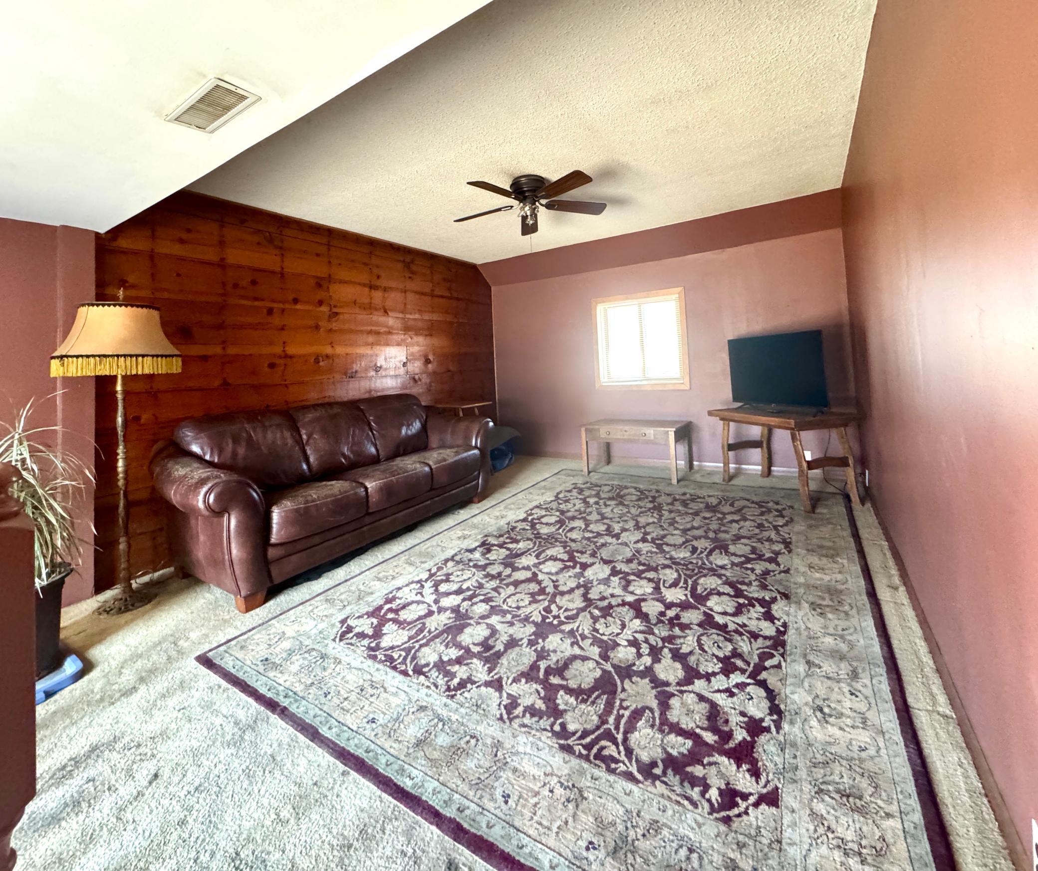 702 9th Street Property Photo 17