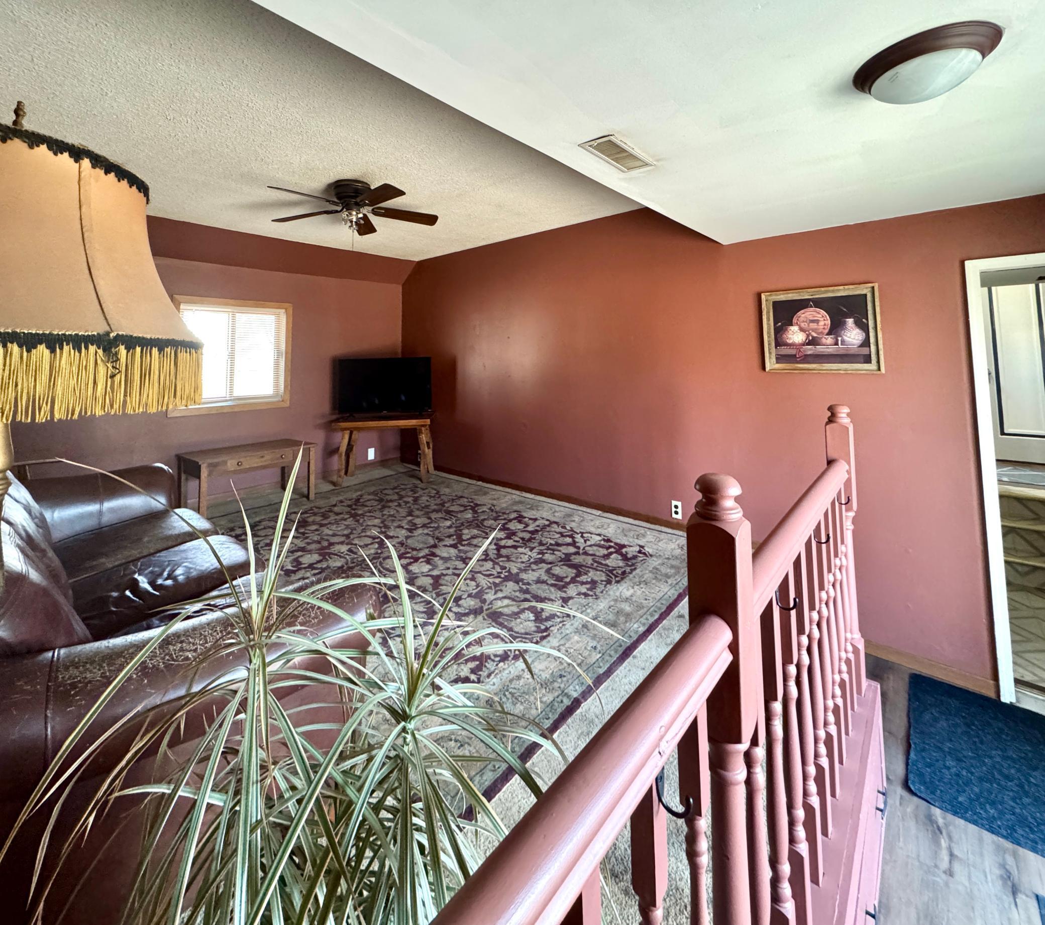702 9th Street Property Photo 18