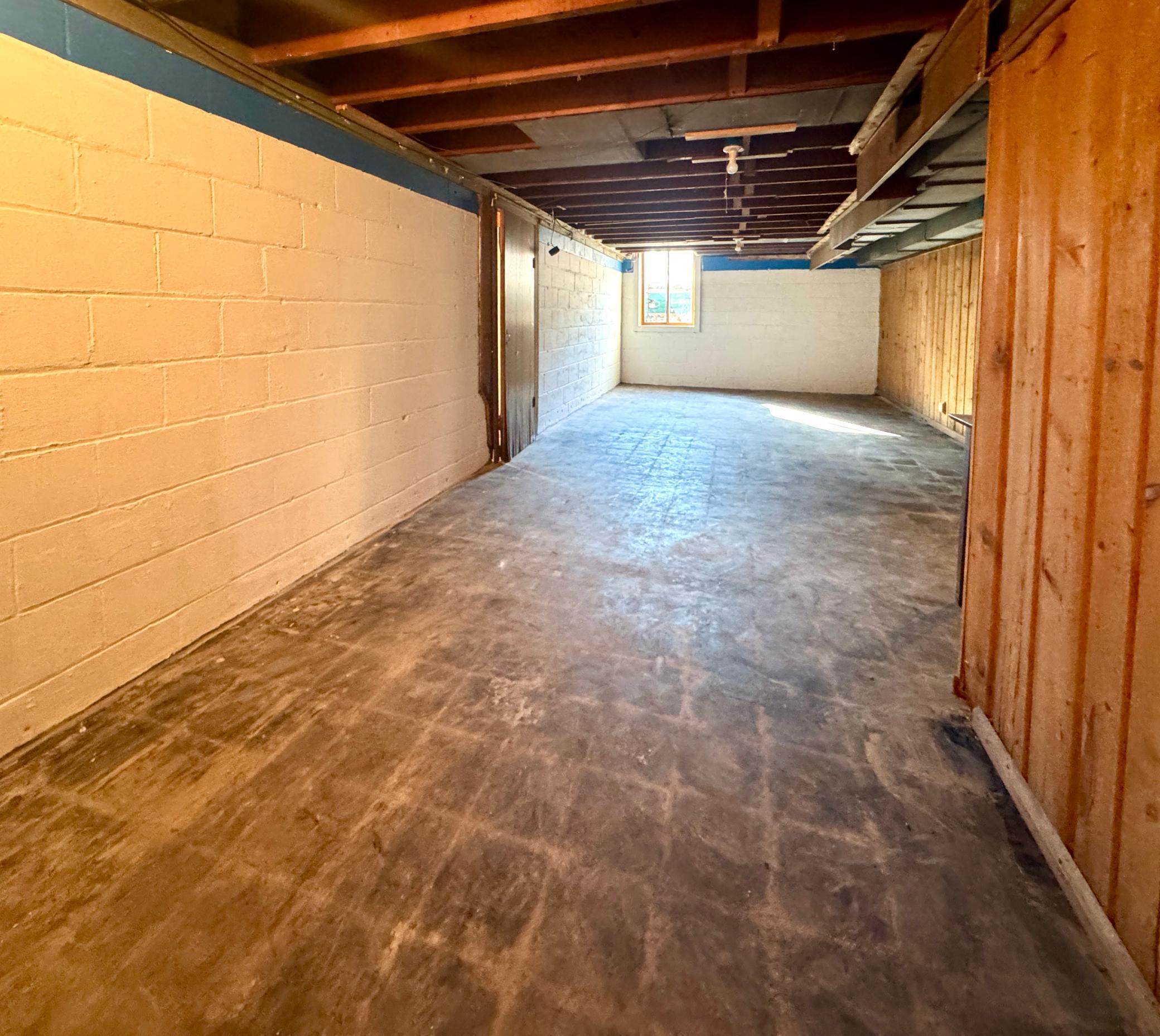 702 9th Street Property Photo 32