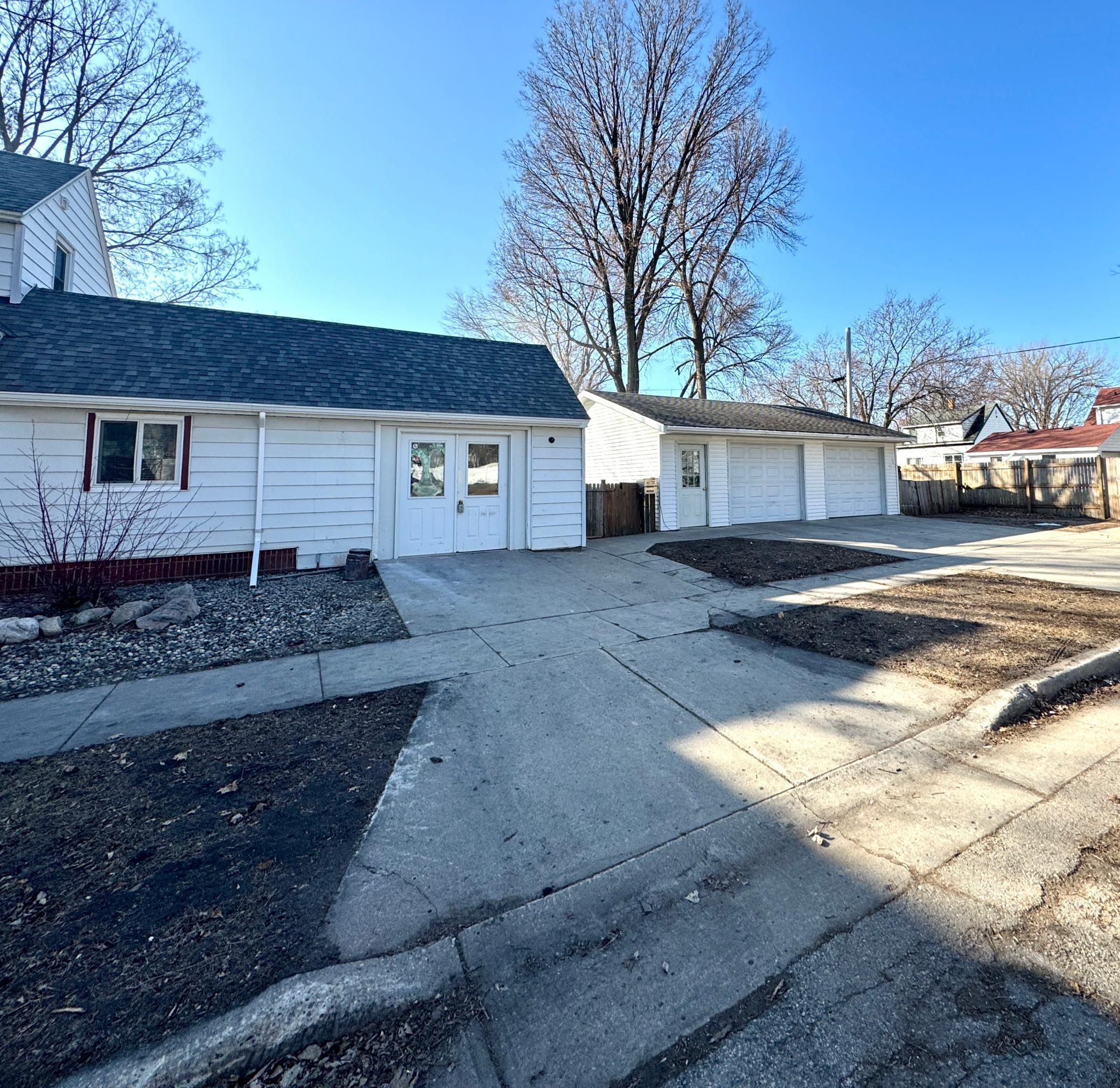702 9th Street Property Photo 37