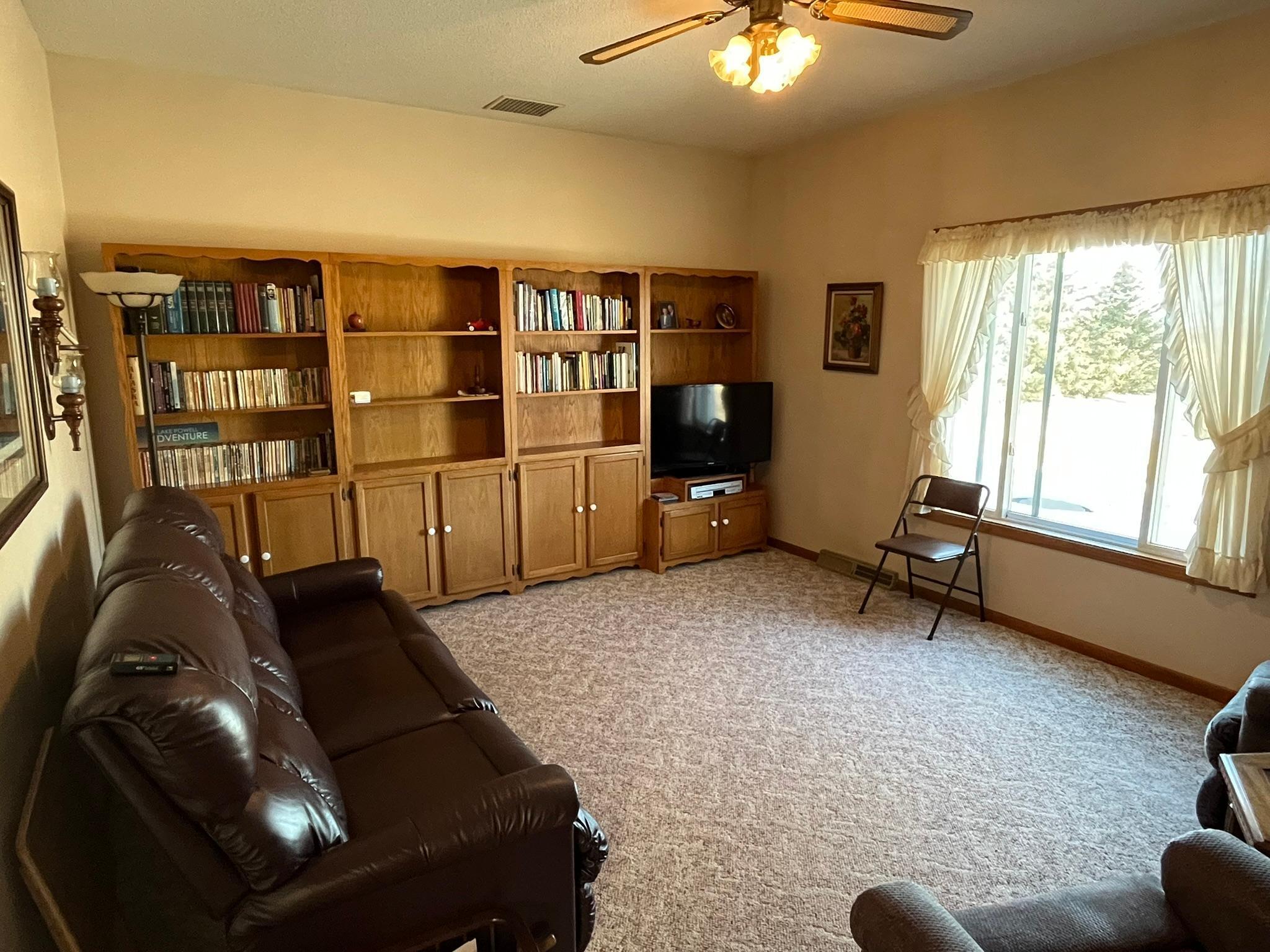 6065 120th Avenue Property Photo 9