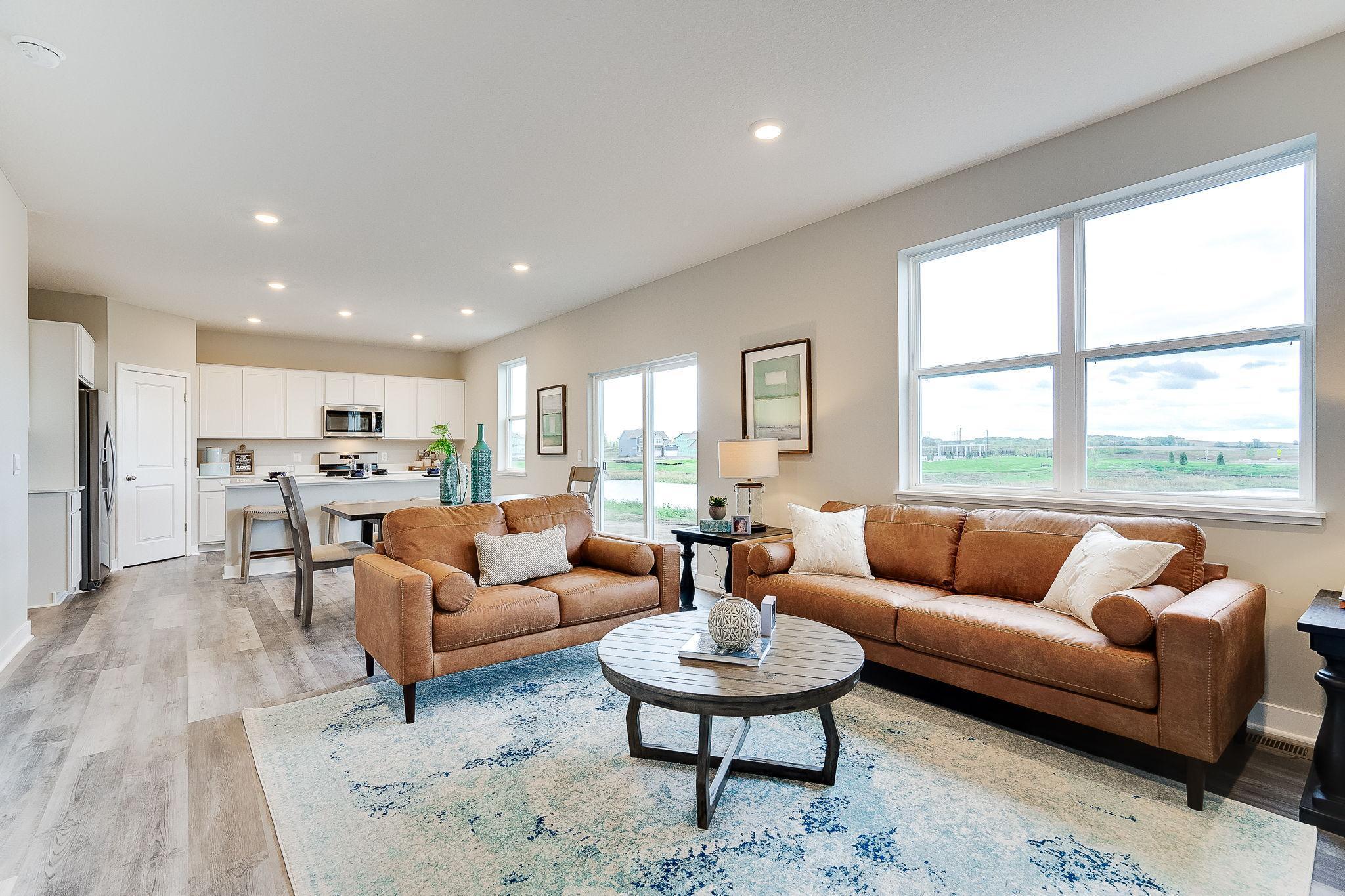 17018 Draper Way Property Photo 1