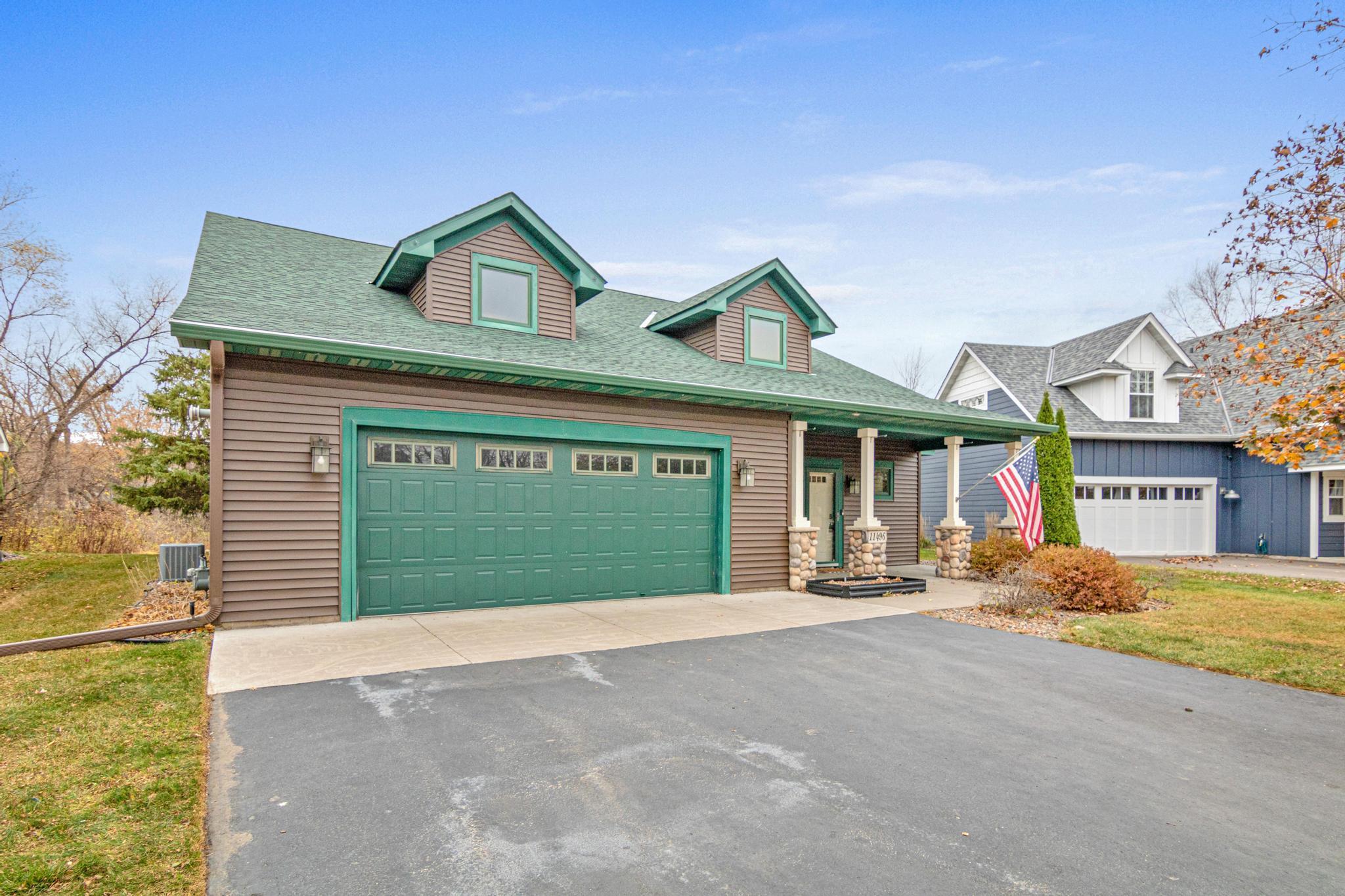 11496 22nd Circle Property Photo 5