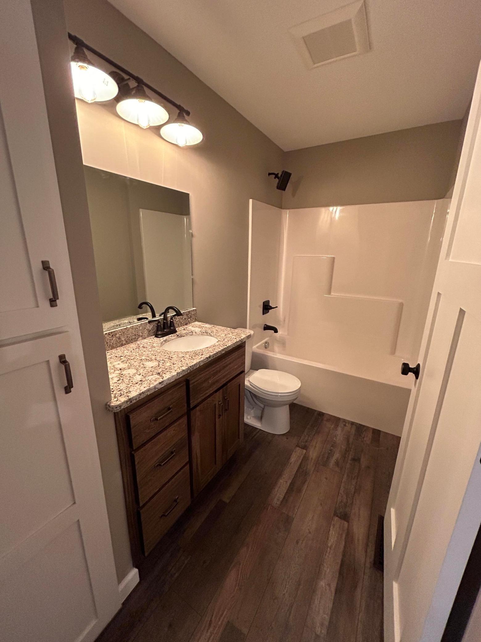 11252 Prairie Village Lane Property Photo 13