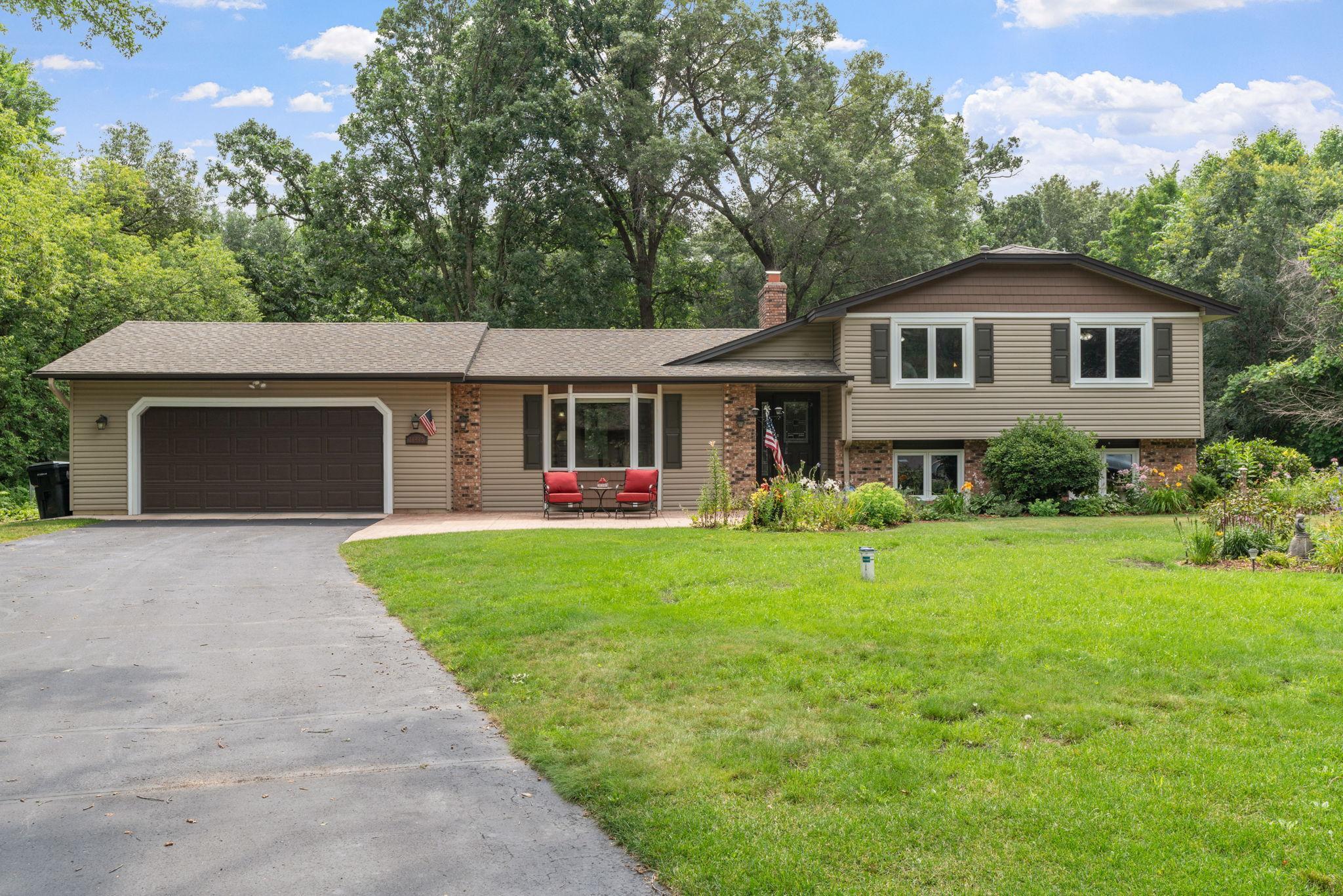 14943 E Vermillion Circle Property Photo 2