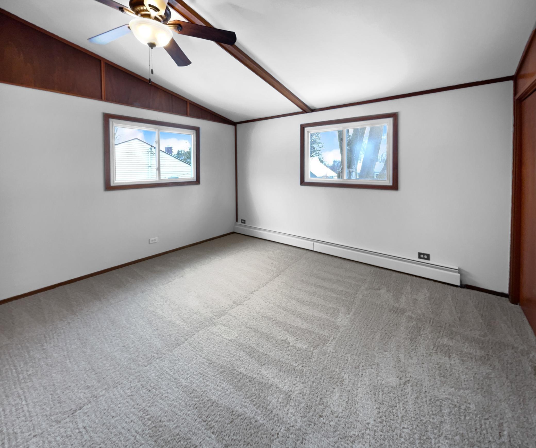5530 Bryant Street Property Photo 3