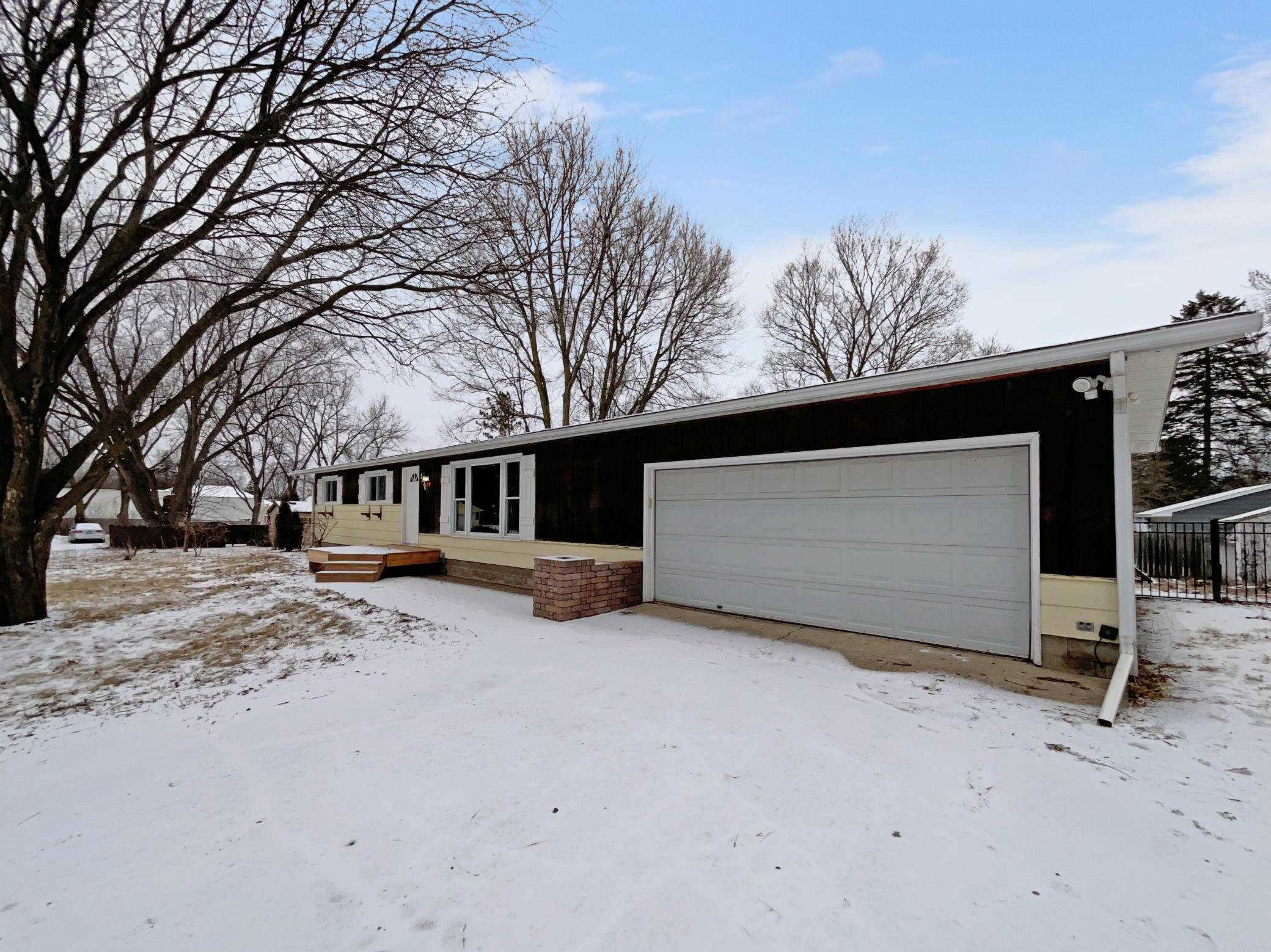 5530 Bryant Street Property Photo 7