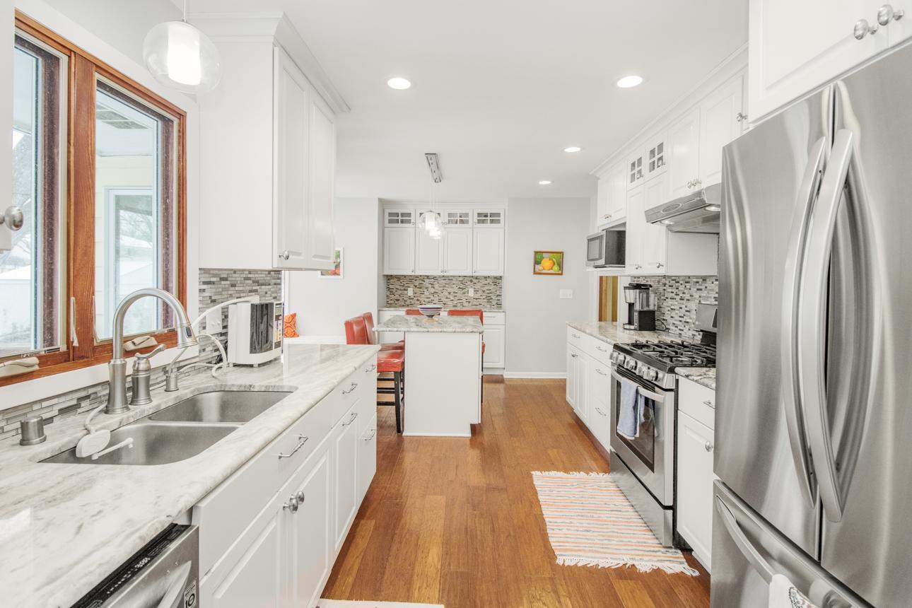 6608 Hillside Lane Property Photo 11