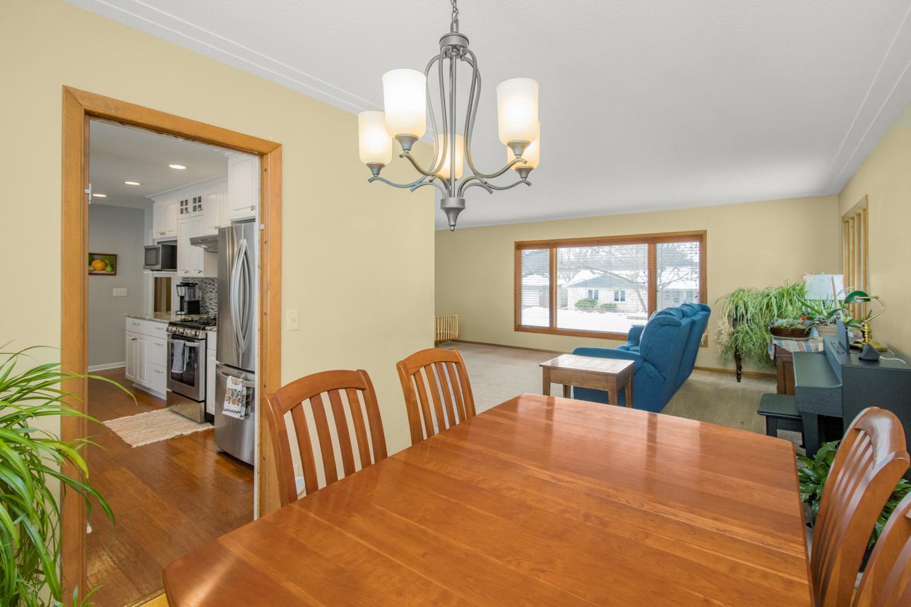 6608 Hillside Lane Property Photo 12