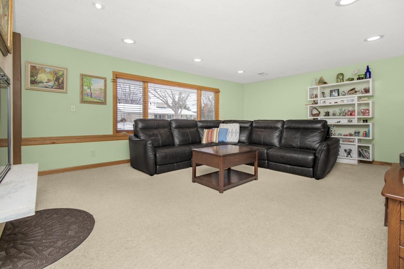 6608 Hillside Lane Property Photo 23