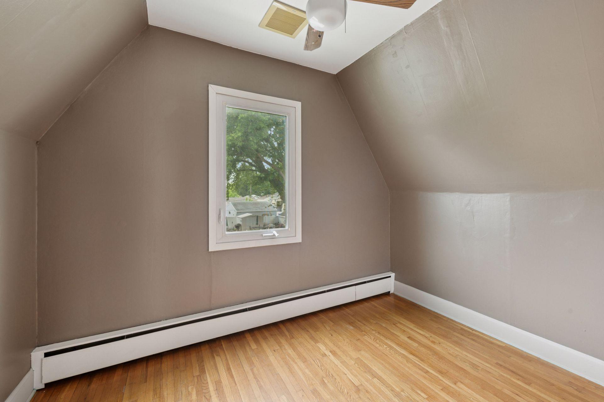 5801 23rd Avenue Property Photo 14