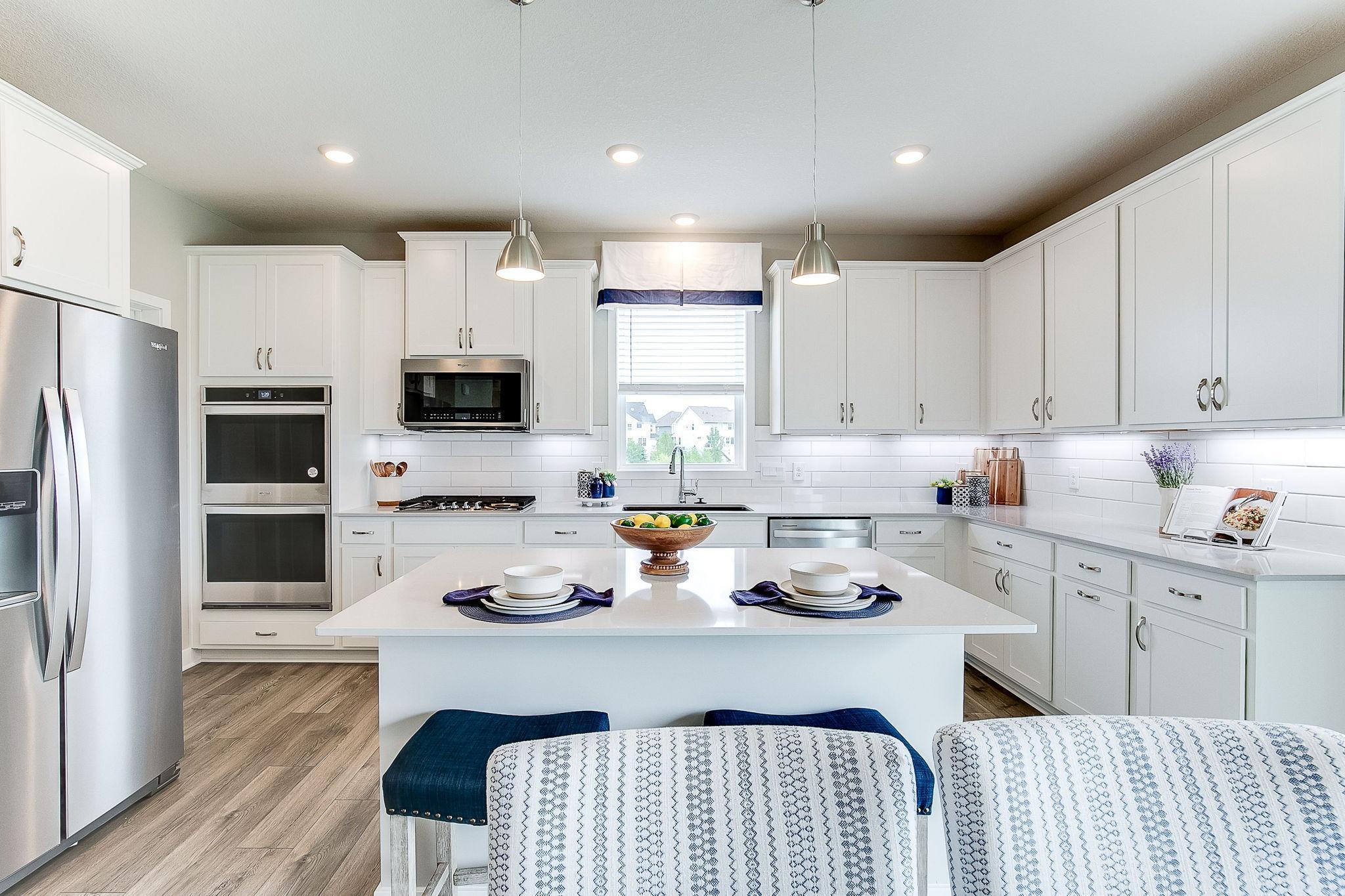 2476 Marsh View Court Property Photo 4
