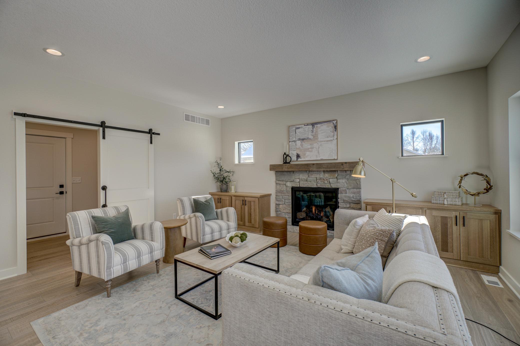 1205 Riverside Drive N Property Photo 6