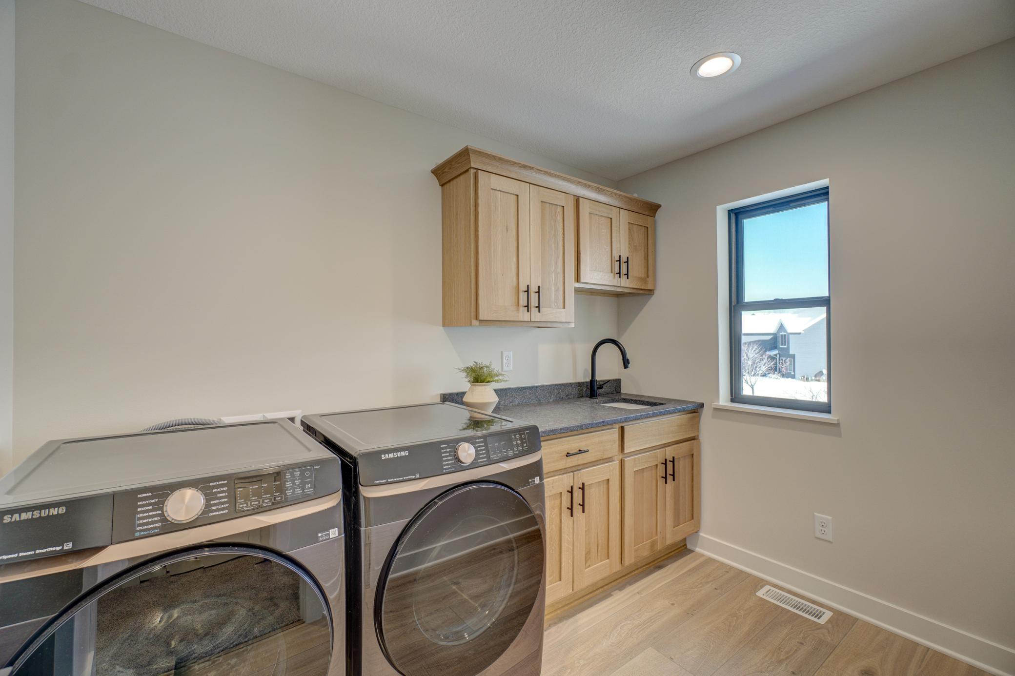 1205 Riverside Drive N Property Photo 13