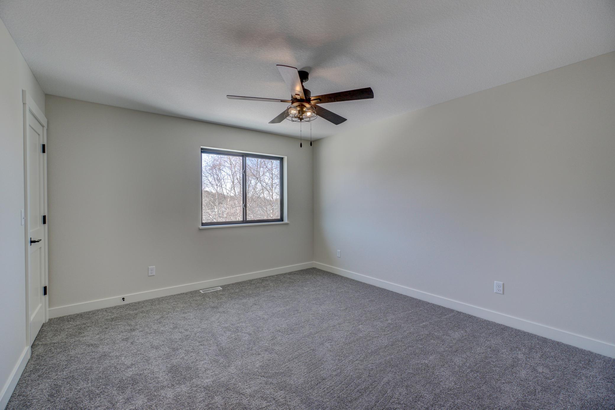 1205 Riverside Drive N Property Photo 17