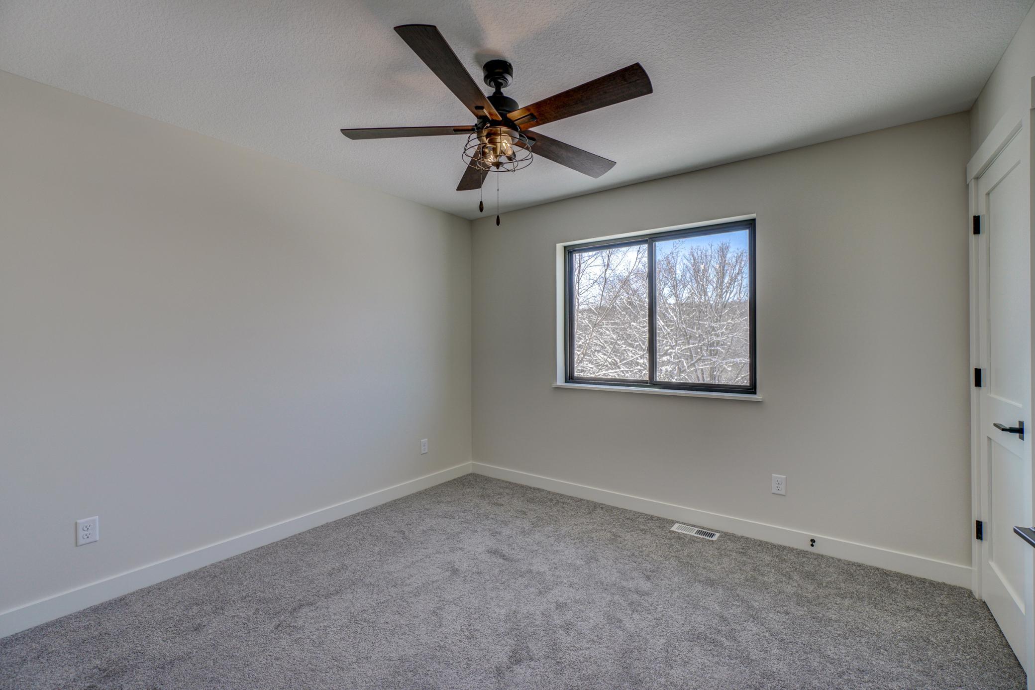 1205 Riverside Drive N Property Photo 18