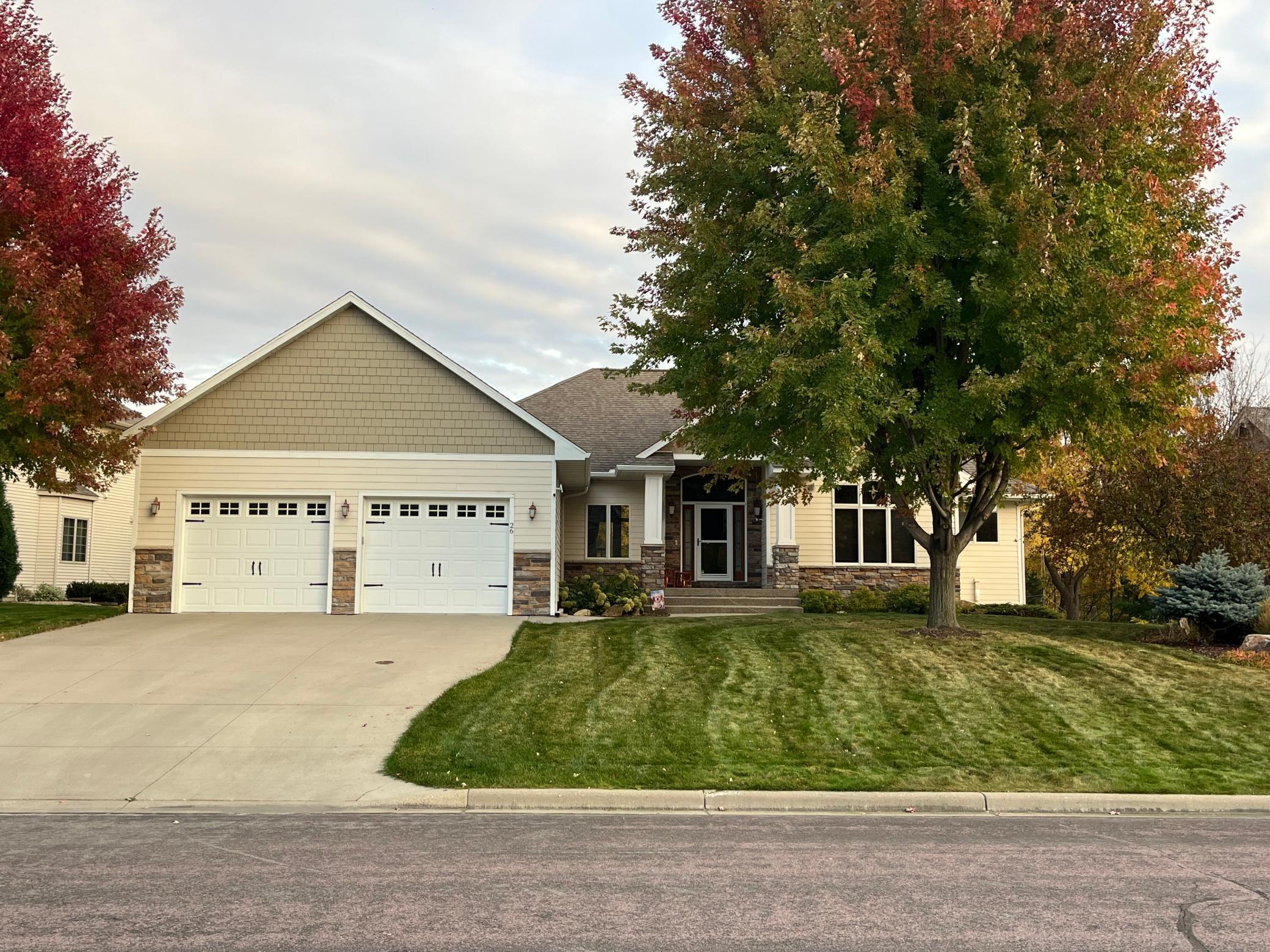 26 Deerwood Court Property Photo 1