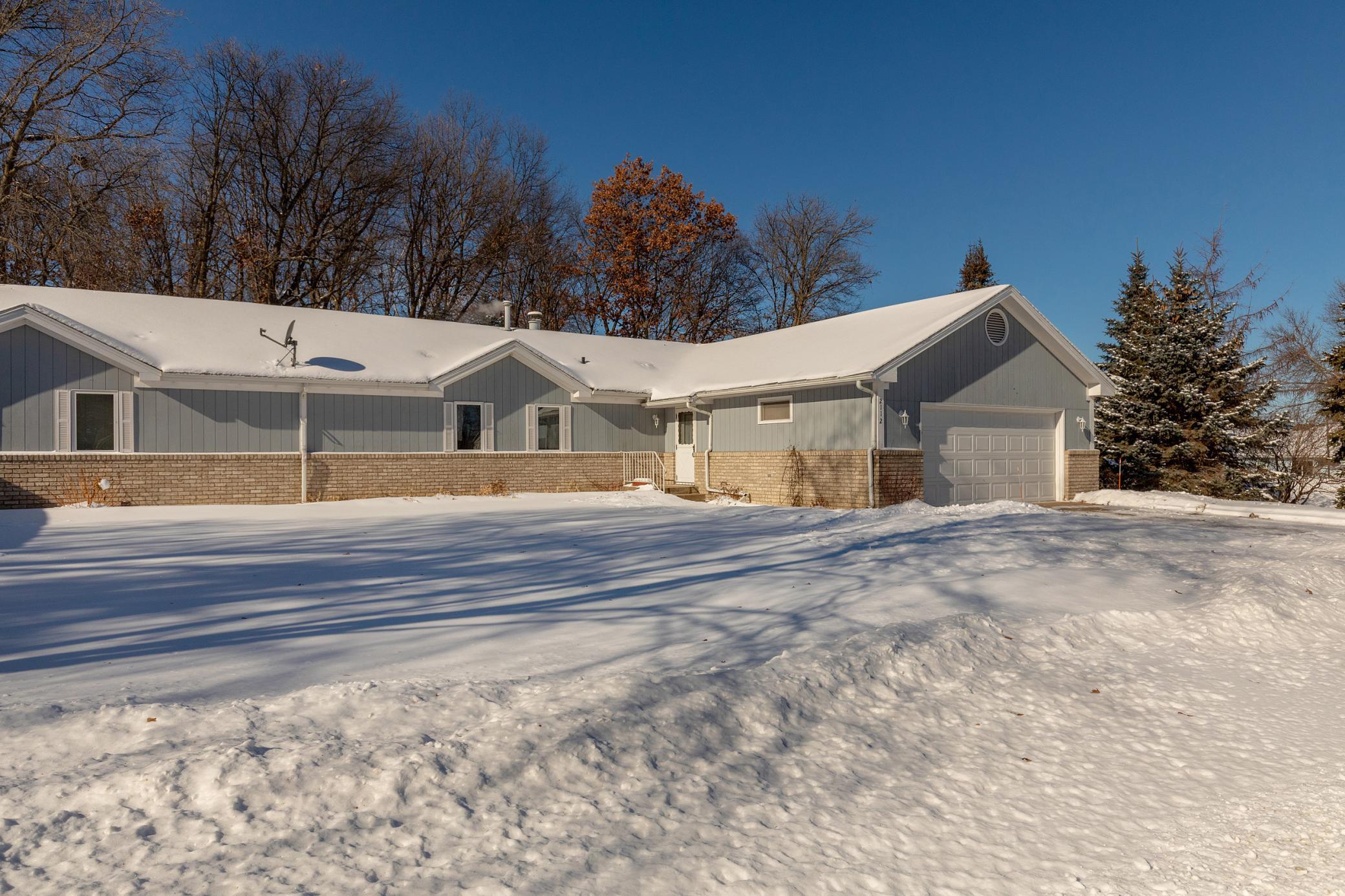 2112 Spruce Drive Property Photo 2