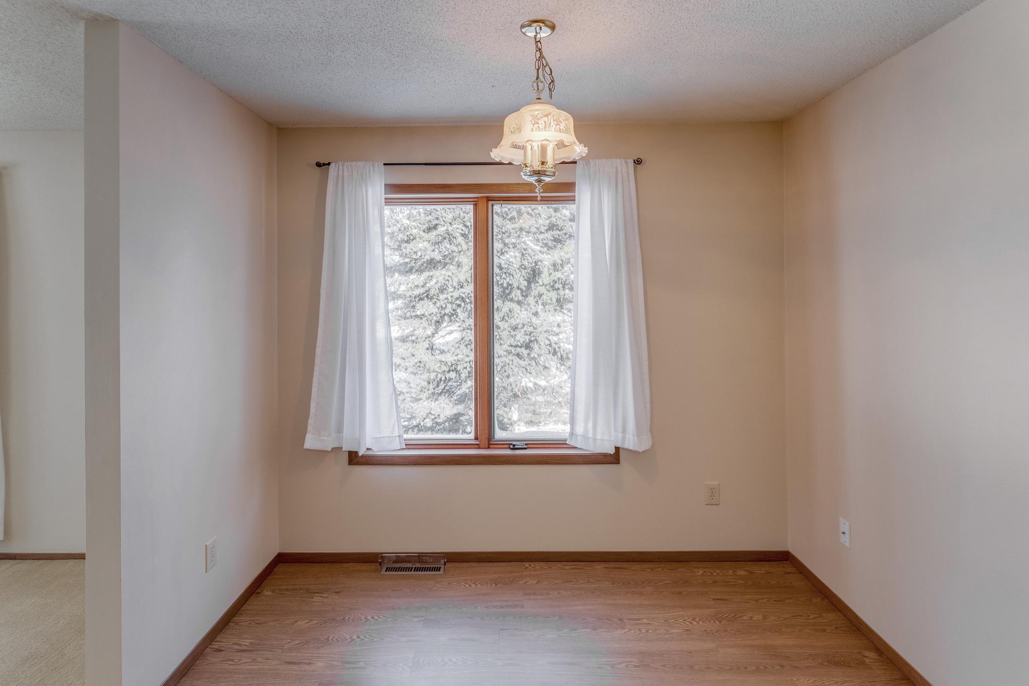 2112 Spruce Drive Property Photo 8