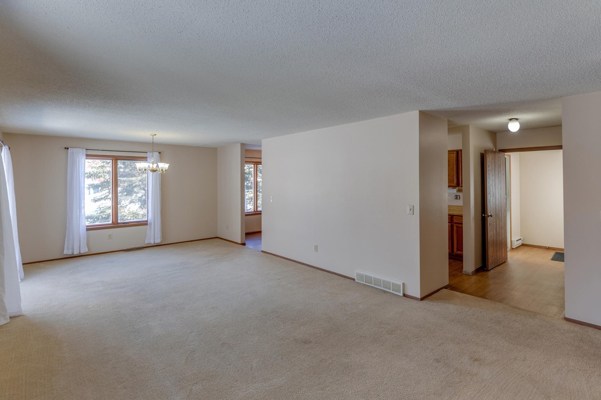 2112 Spruce Drive Property Photo 10