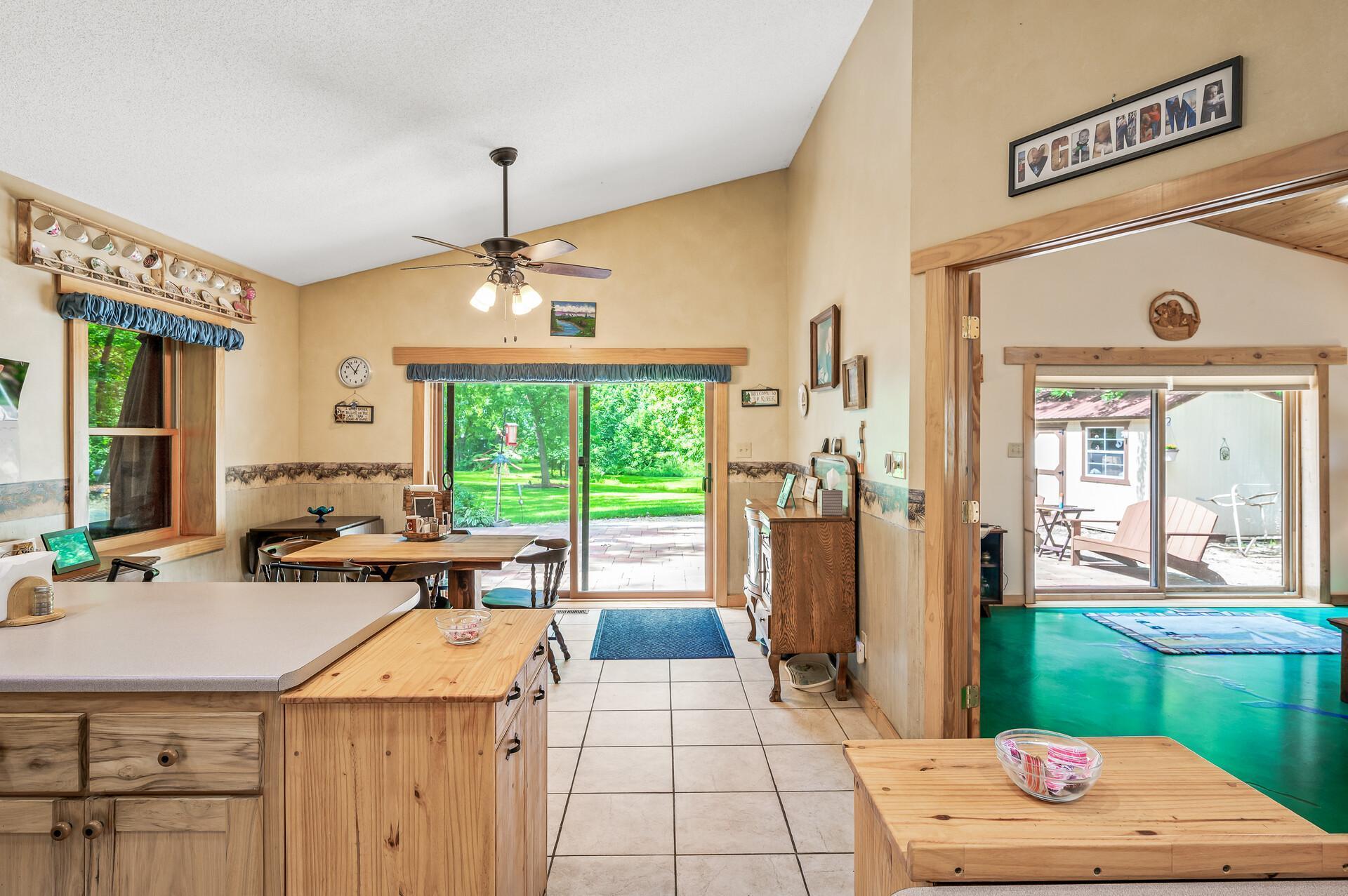 95 12th Street Property Photo 19