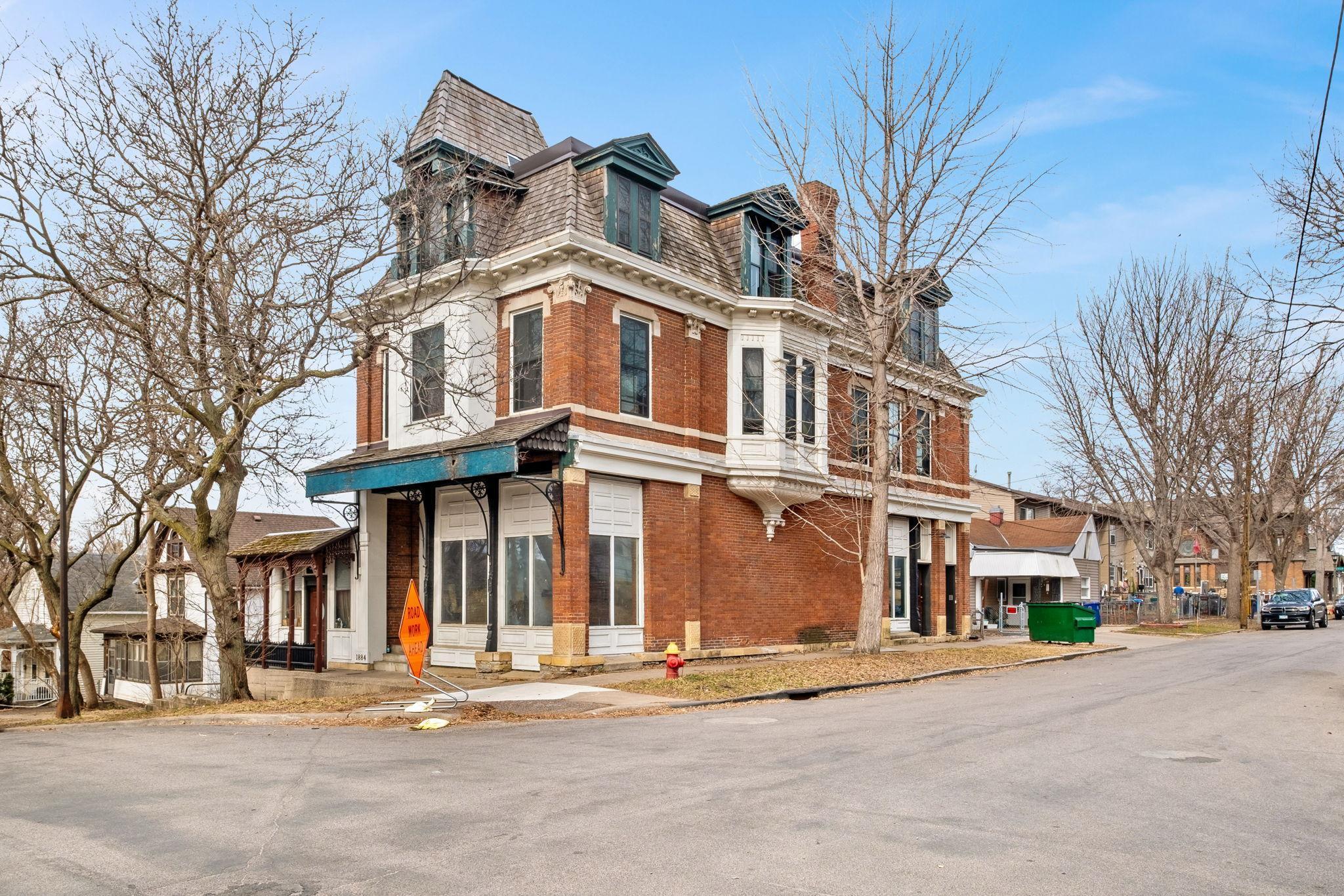 223 Bates Avenue Property Photo