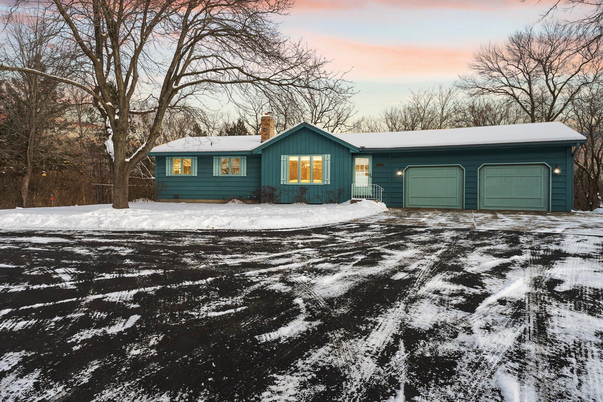 10906 202nd Avenue Property Photo 1