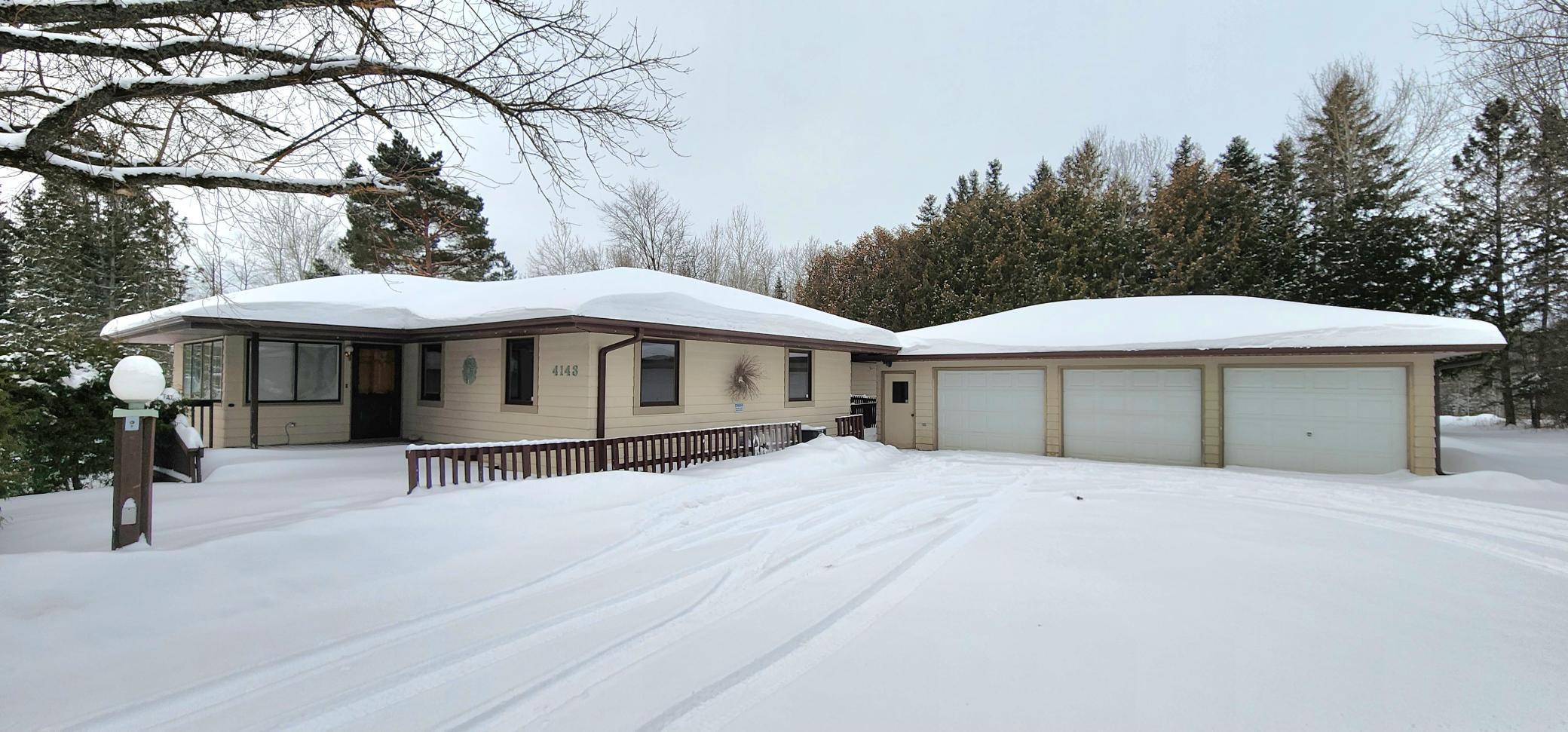 4143 Highway 11 Property Photo 1