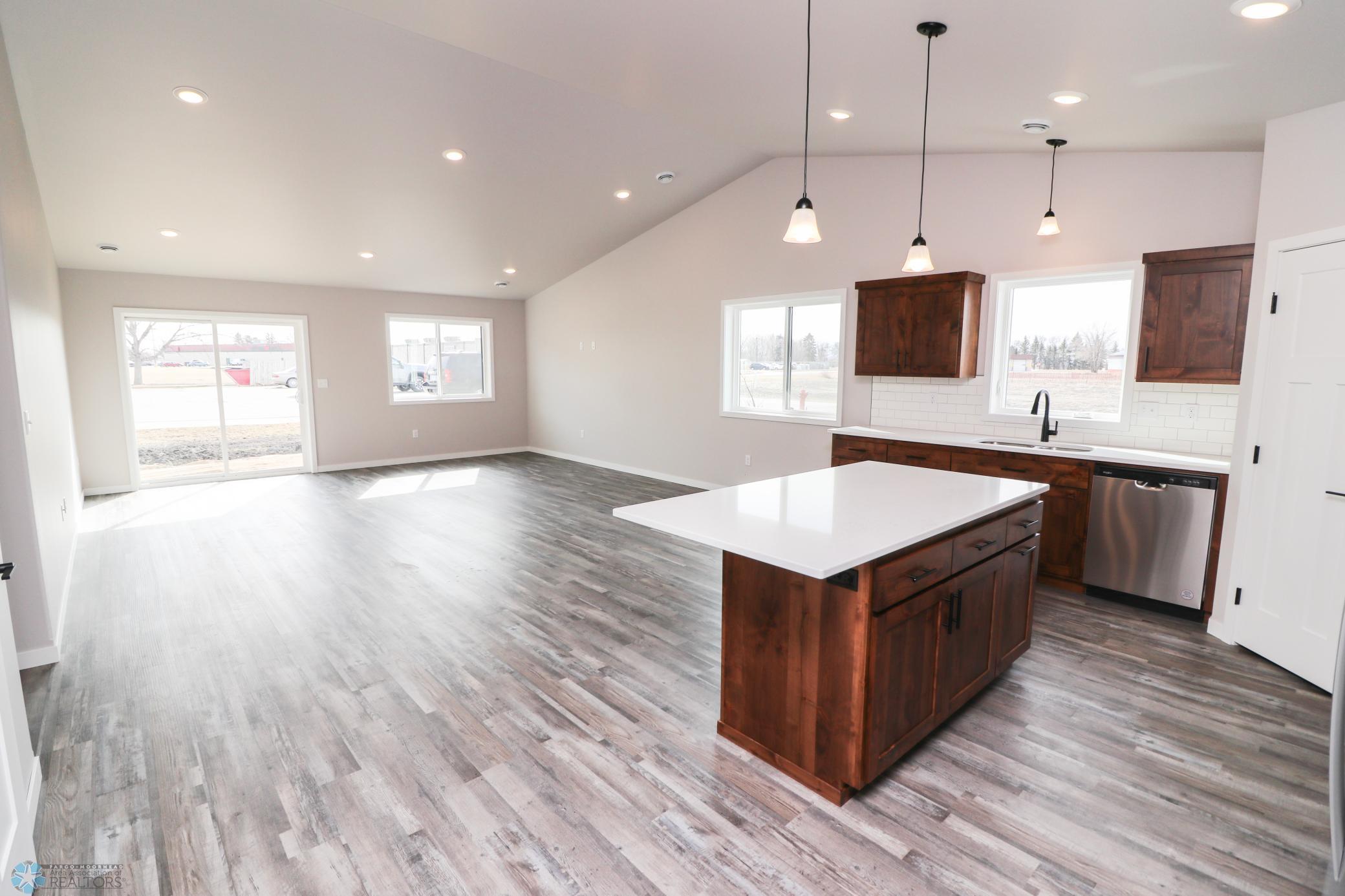1394 Prairie Lane Property Photo 4