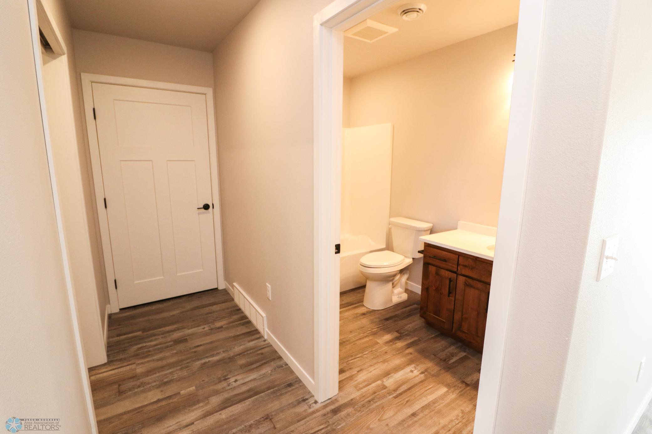 1394 Prairie Lane Property Photo 11