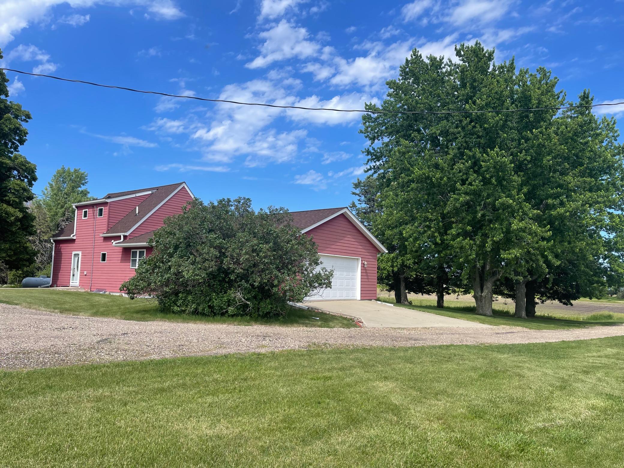 24487 Oliver Avenue Property Photo 1