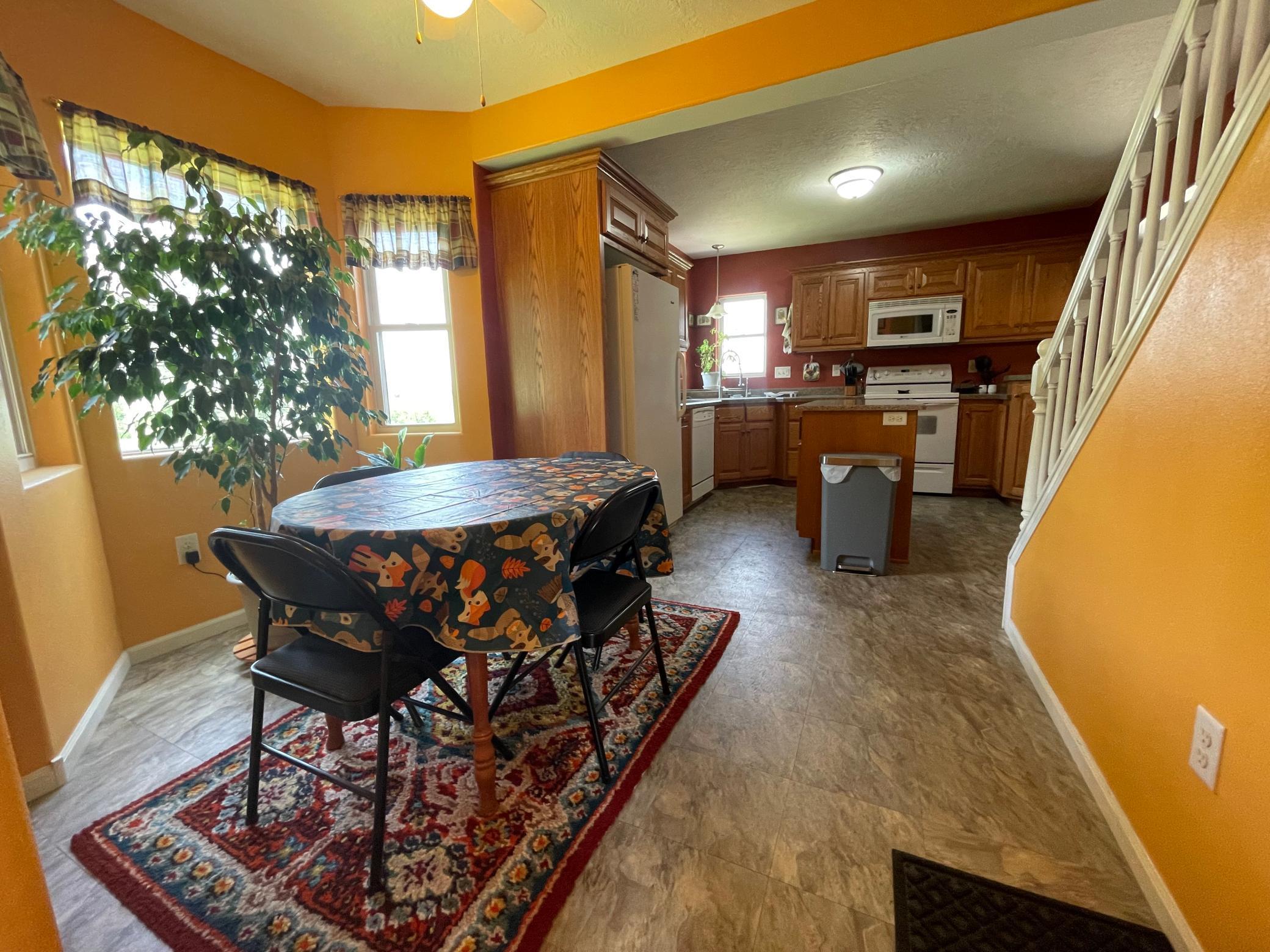 24487 Oliver Avenue Property Photo 10