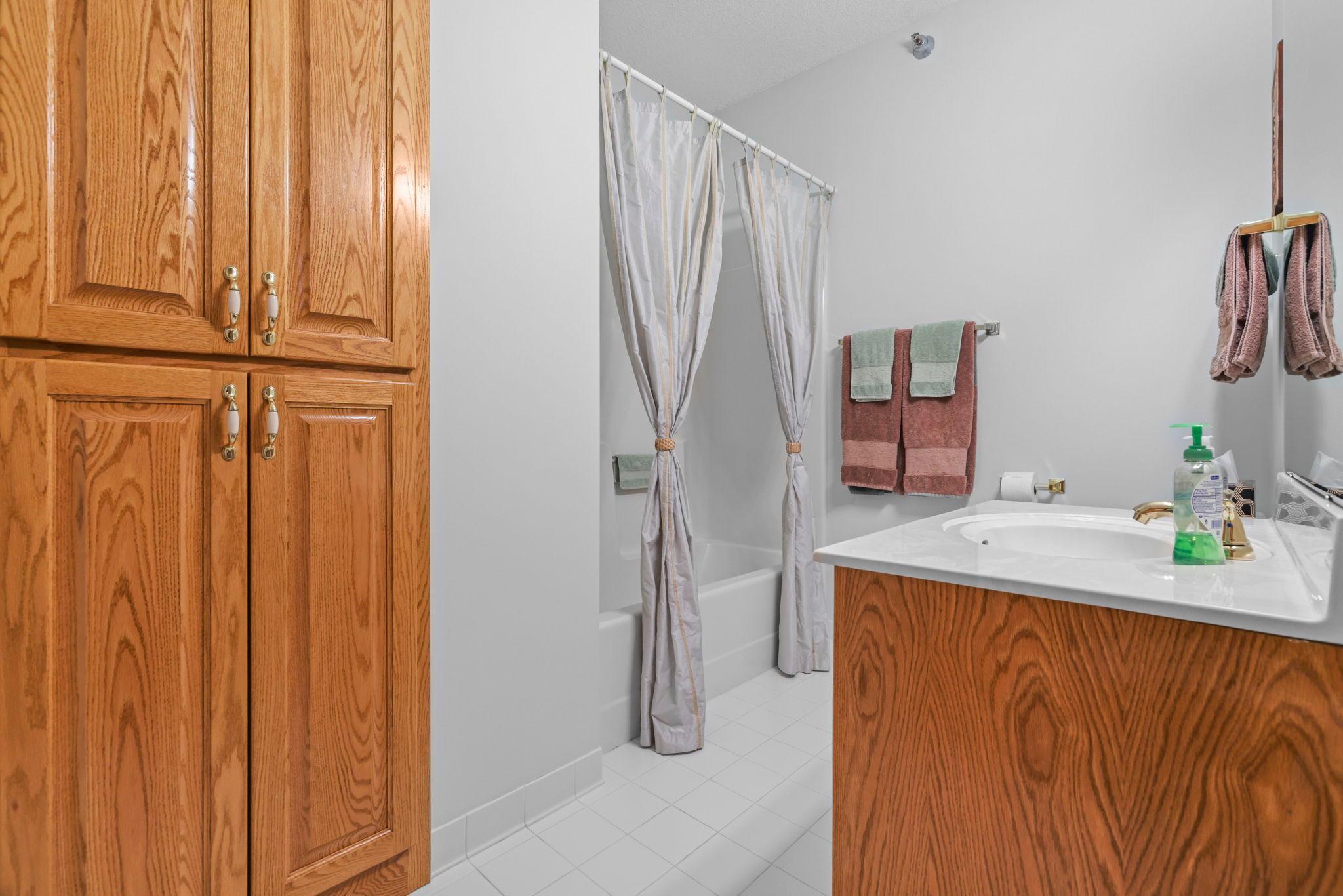 11030 Mississippi Boulevard 221 Property Photo 16