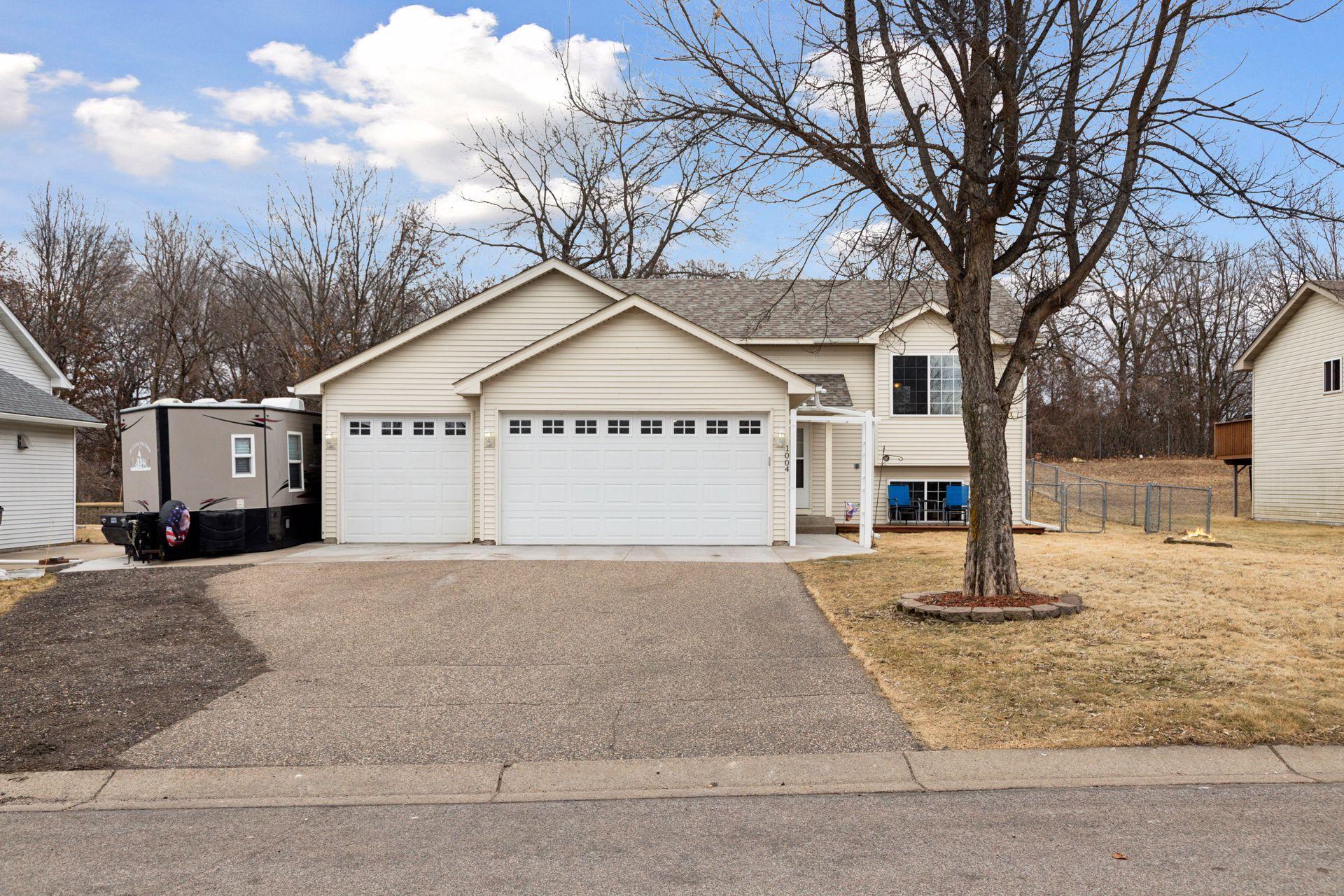 1004 3rd Avenue Property Photo