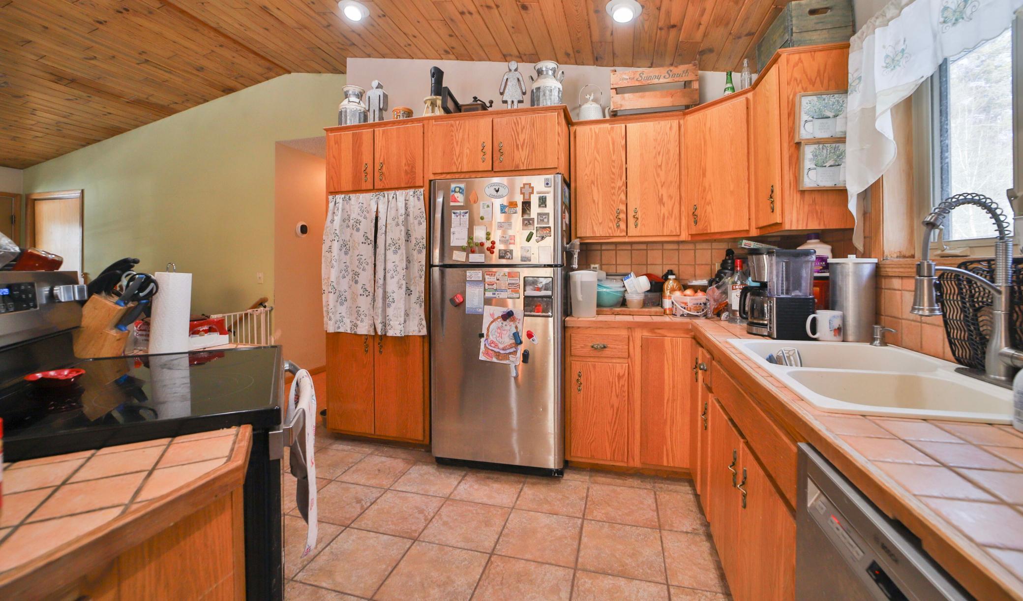 3132 64th Street Property Photo 3