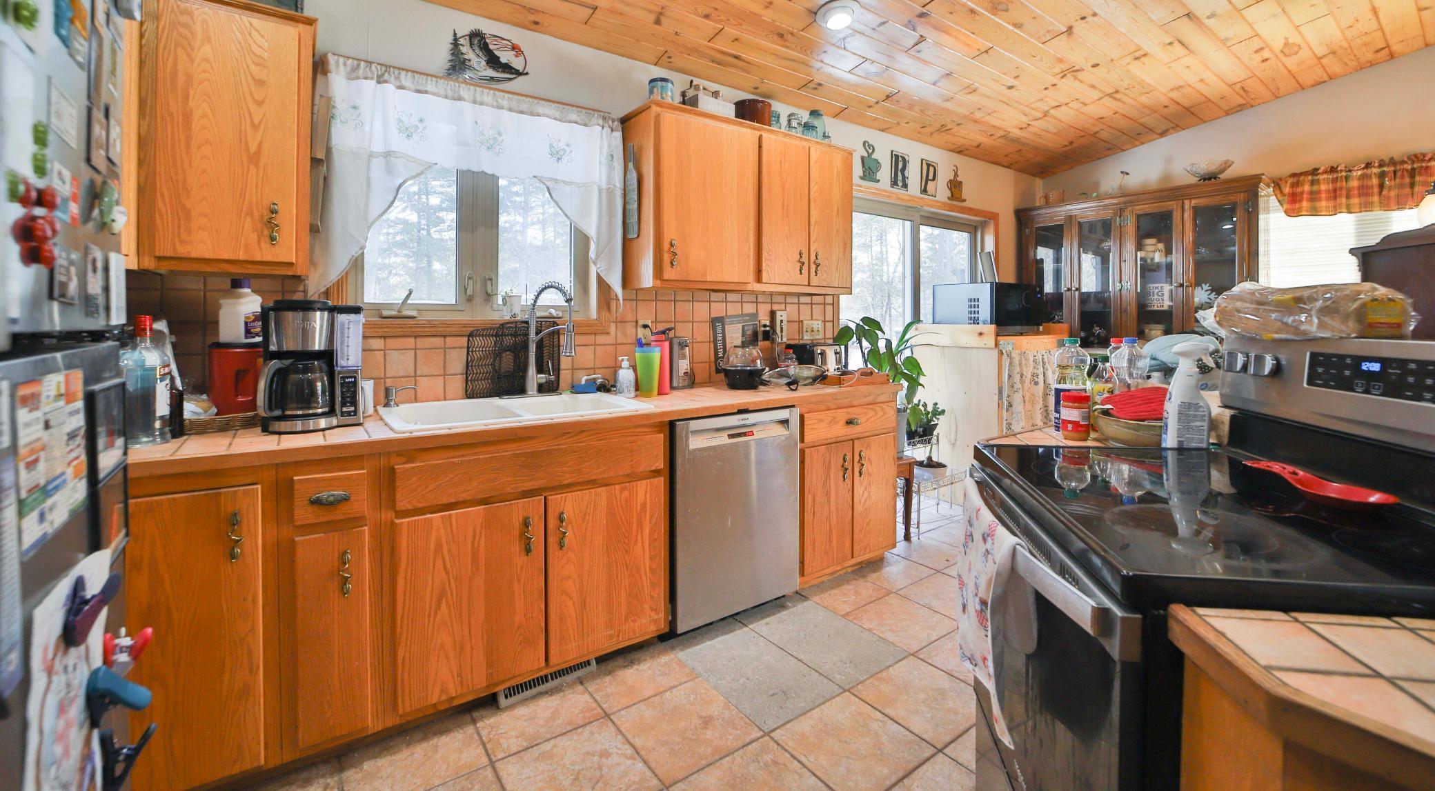 3132 64th Street Property Photo 4