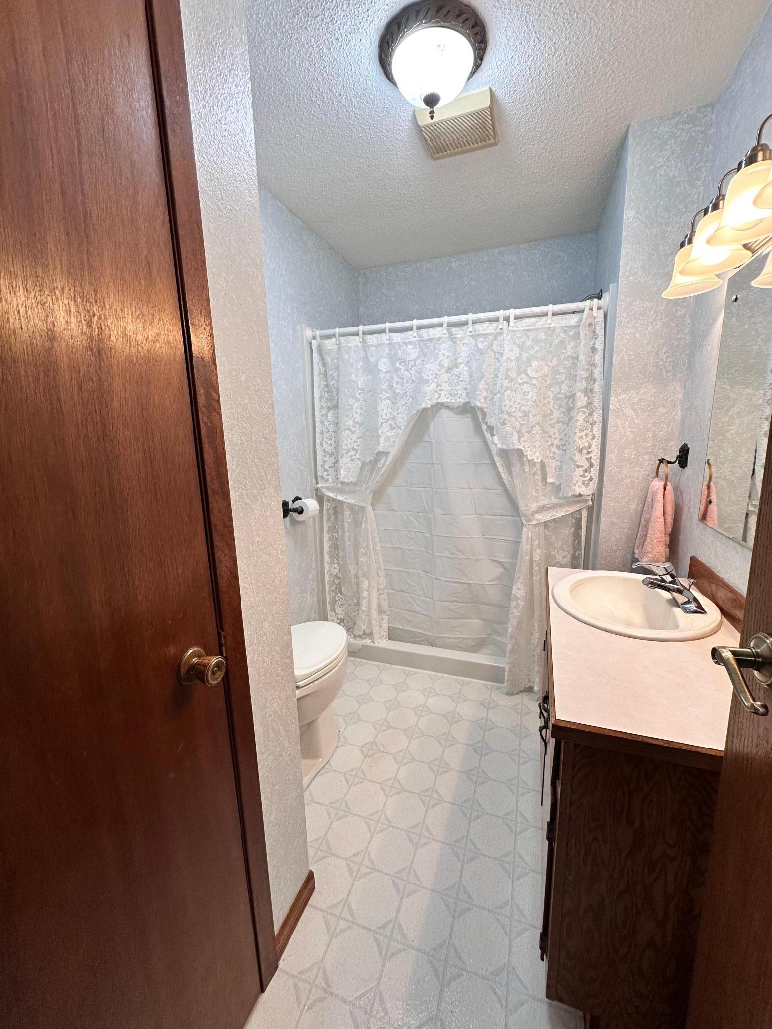 205 W High Street Property Photo 10